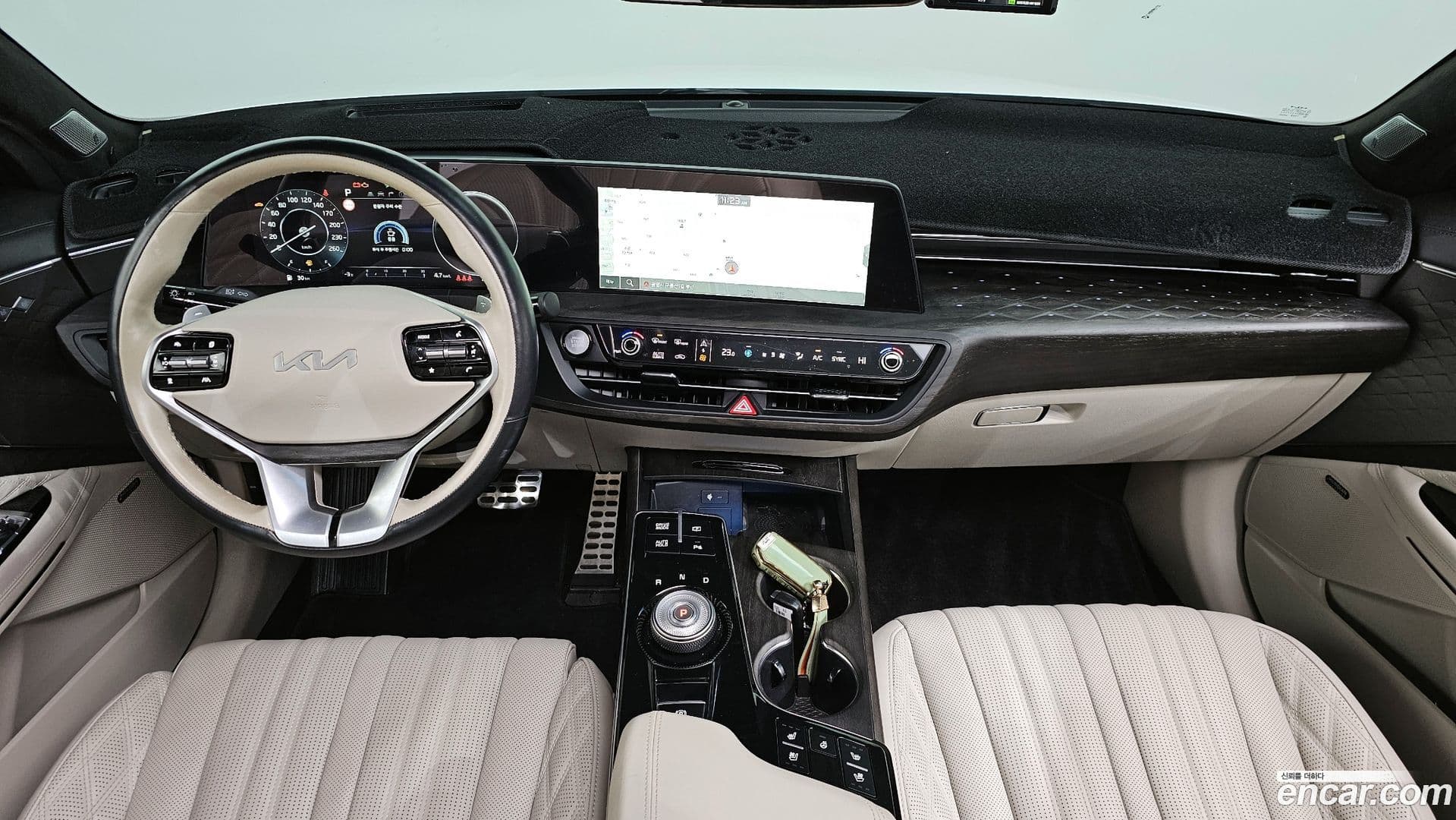 Main__Slider__Photo:K8 Kia 2023.4-6