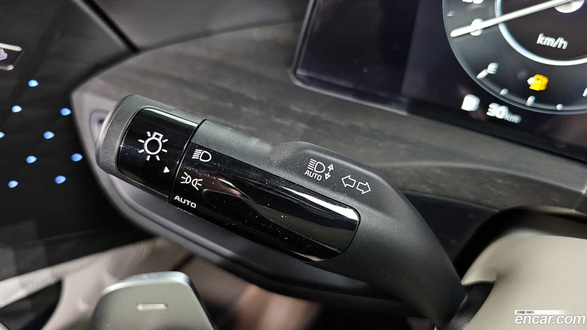 K8 Kia 2023.4-OPTION-022