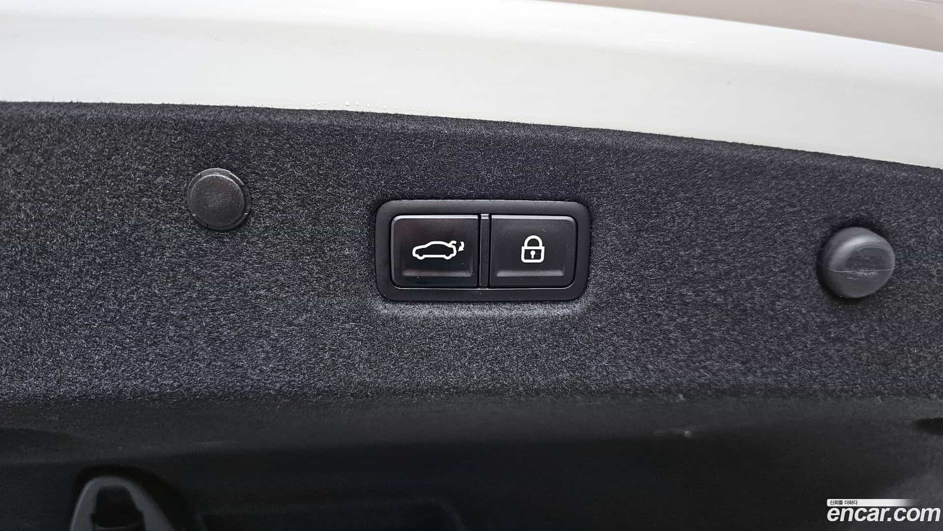 K8 Kia 2023.4-OPTION-024