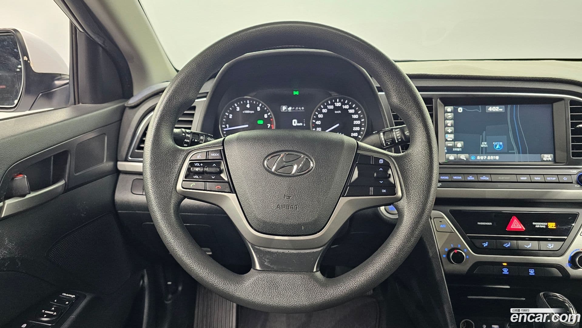 Main__Slider__Photo:AVANTE Hyundai 2018.4-16