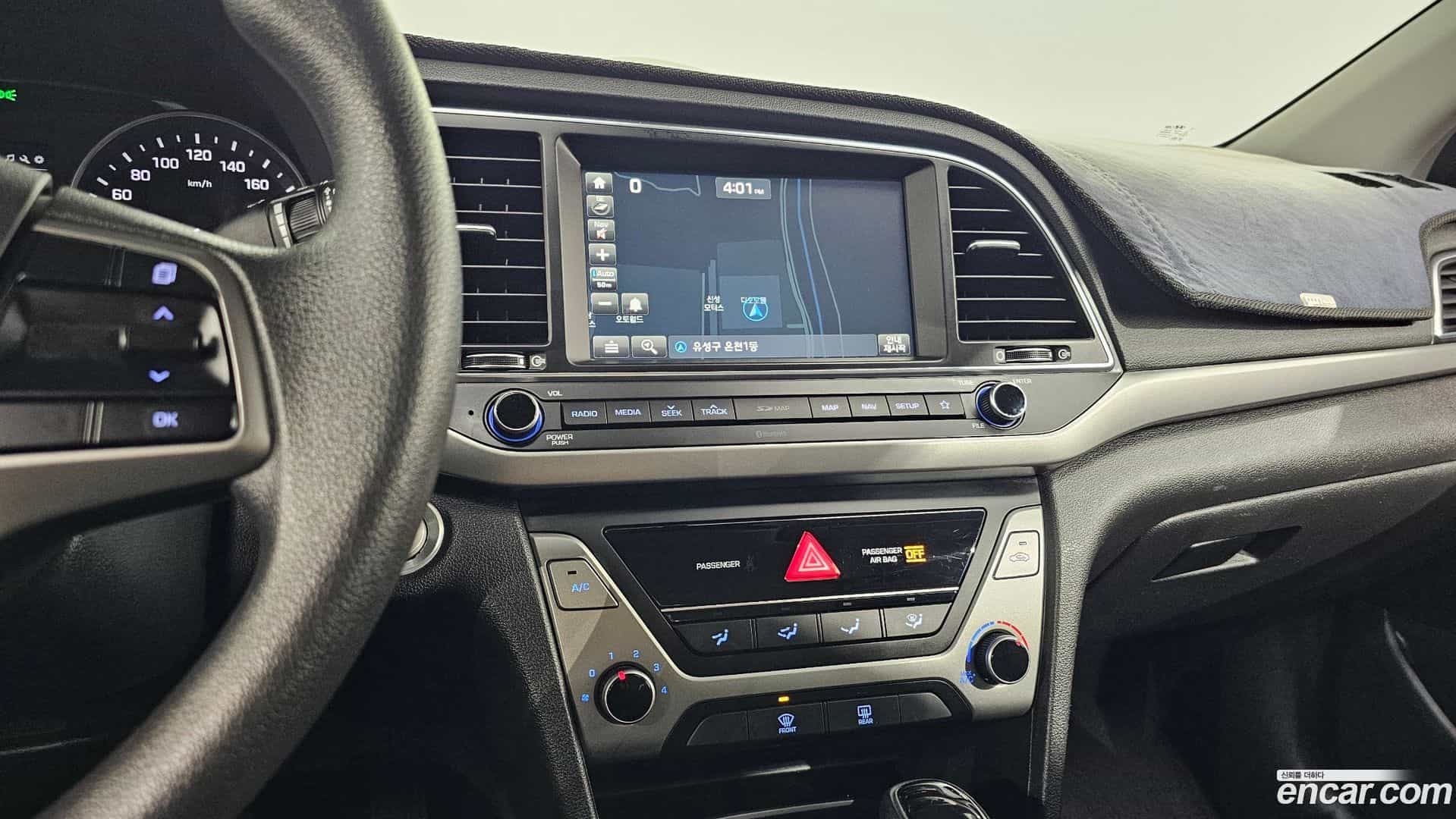 AVANTE Hyundai 2018.4-OPTION-022