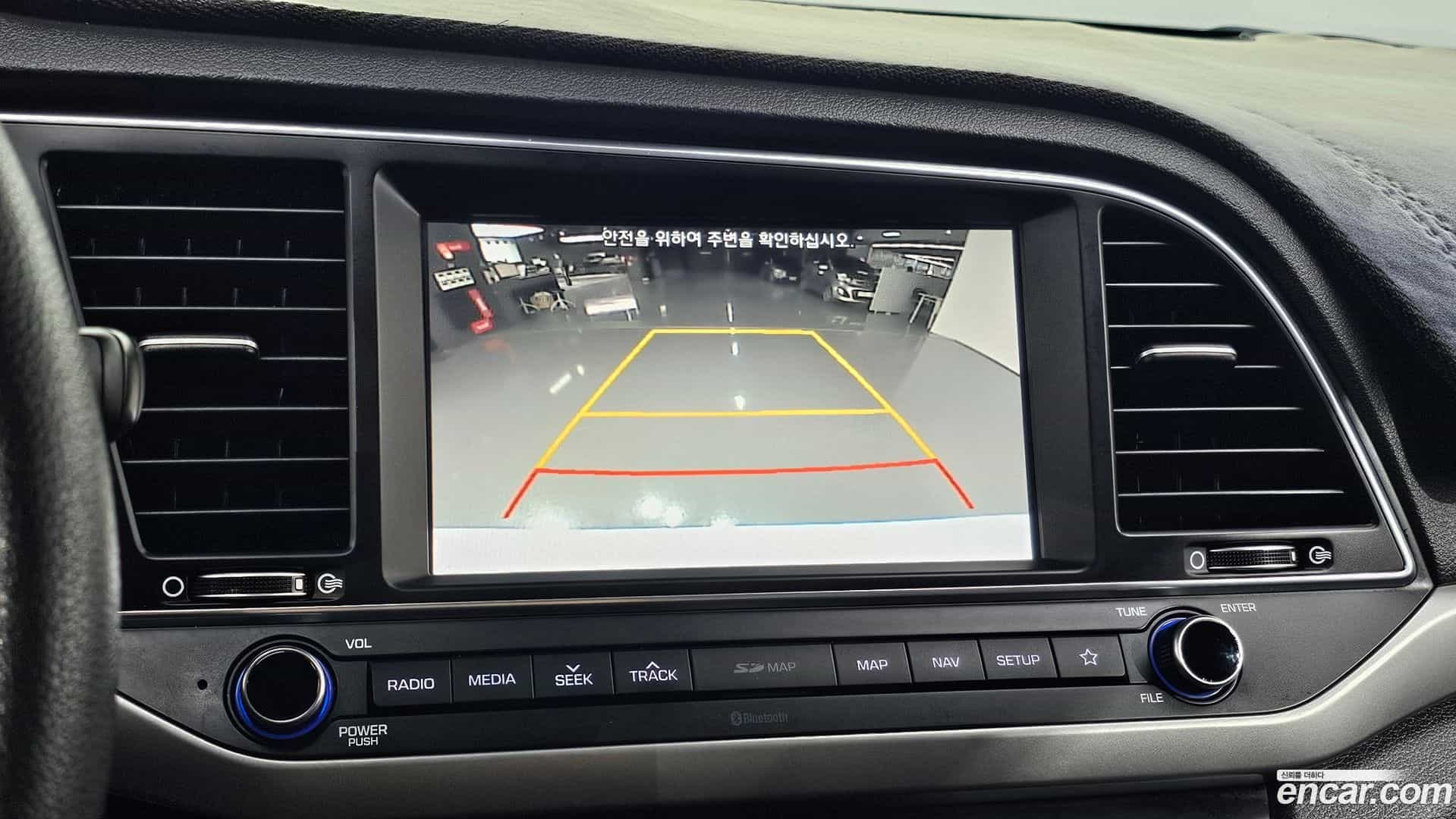 AVANTE Hyundai 2018.4-OPTION-023