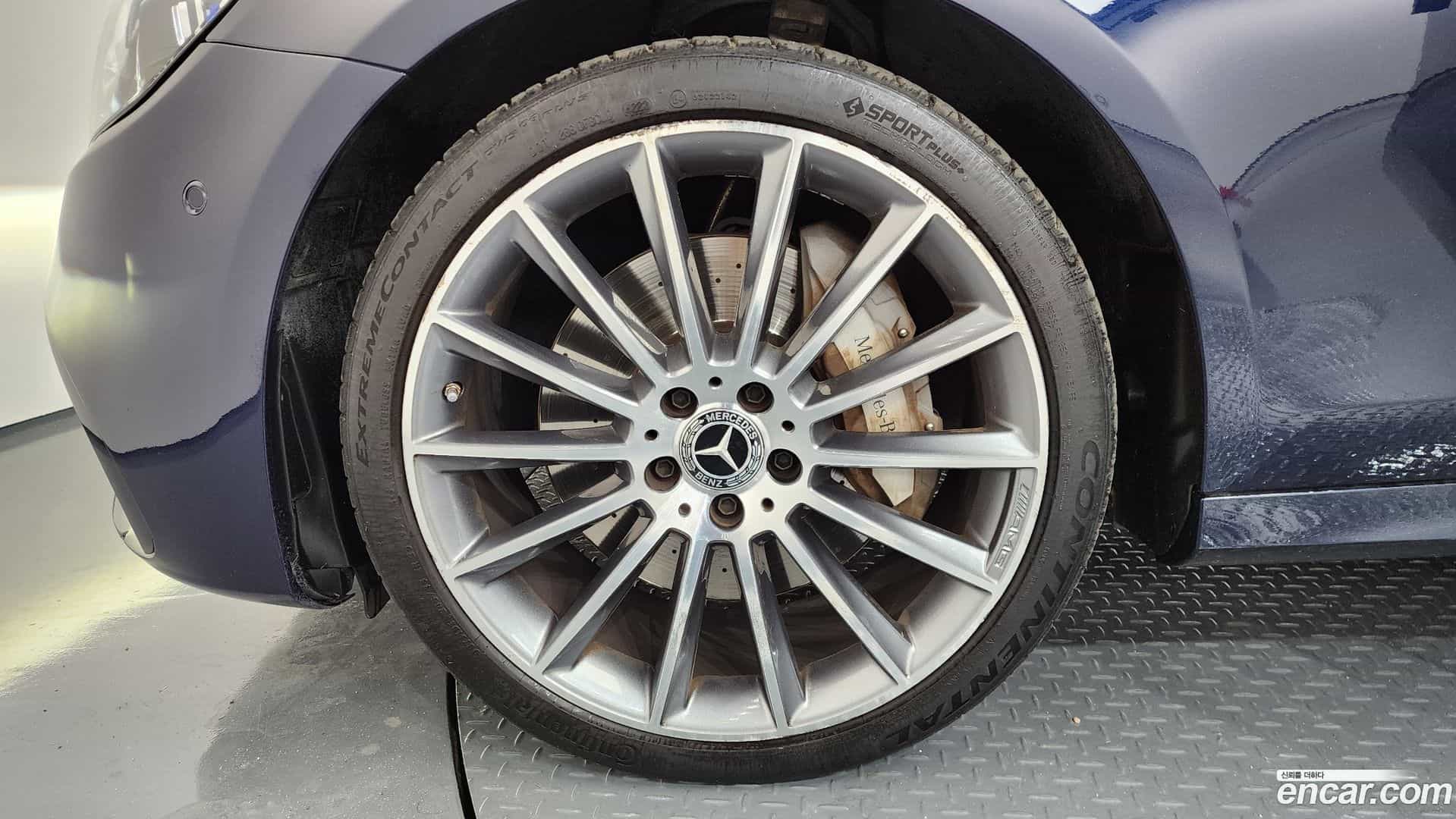 E-Class Mercedes-Benz 2020.11-OUTER-005