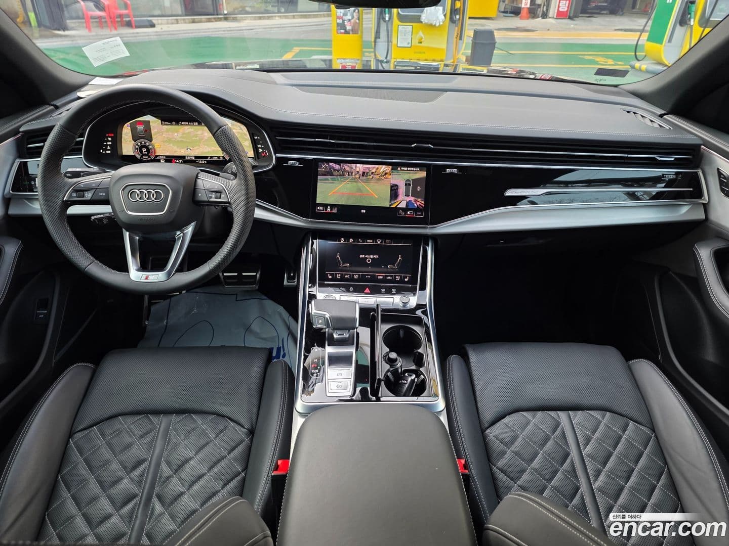 Main__Slider__Photo:Q8 Audi 2023.11-7