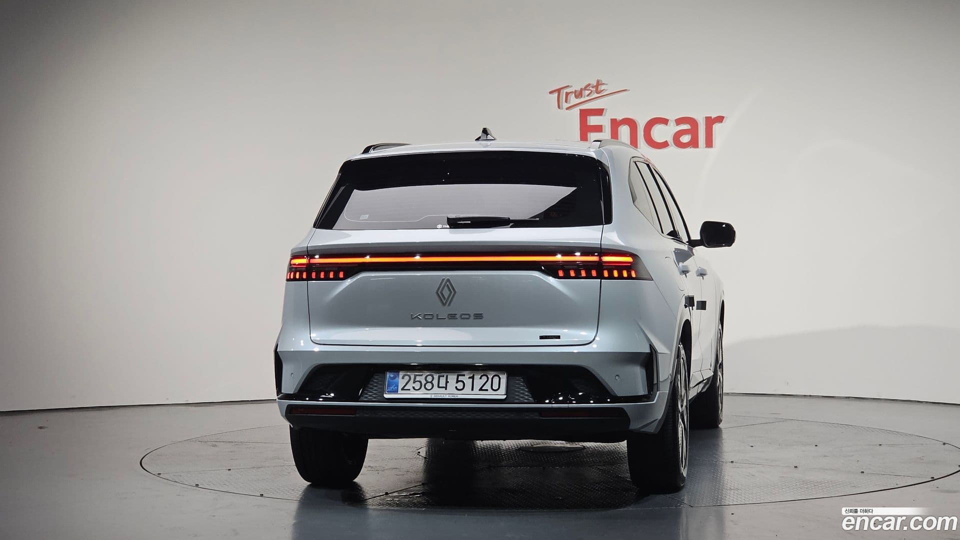 Main__Slider__Photo:Grand Koleos Renault Korea 2025.2-3