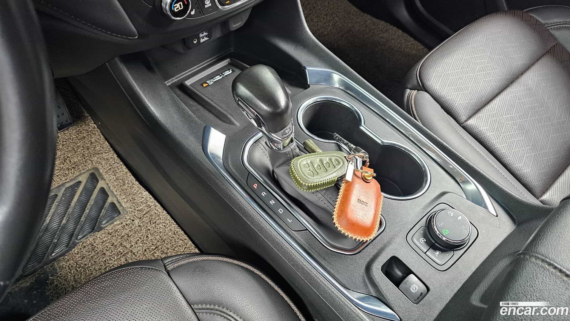 Traverse Chevrolet 2022.7-INNER-009