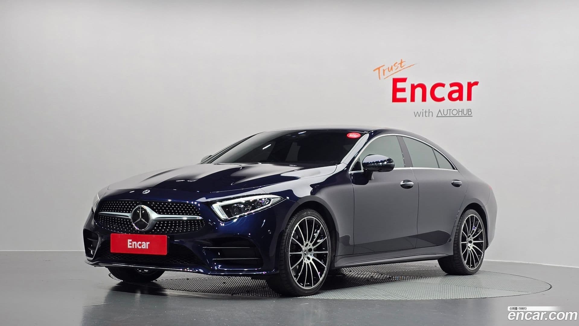 Main__Slider__Photo:CLS-Class Mercedes-Benz 2020.10-0