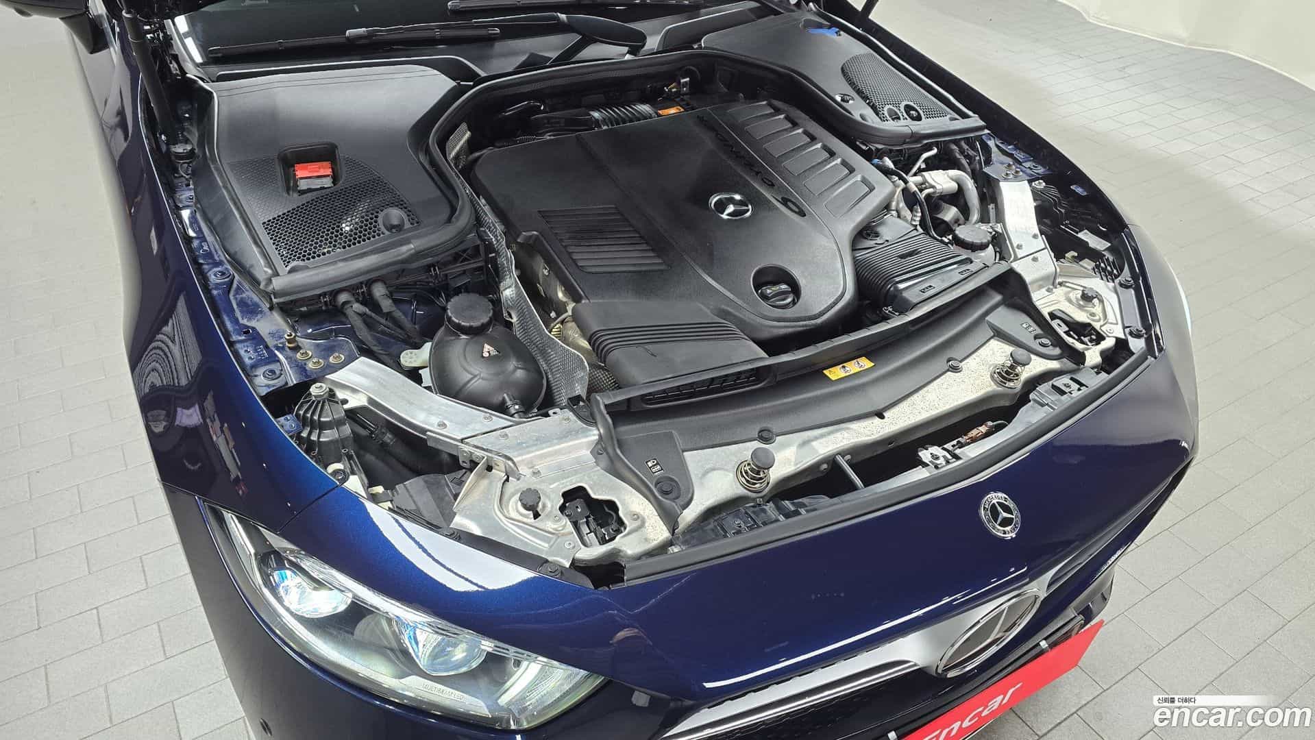 CLS-Class Mercedes-Benz 2020.10-INNER-006