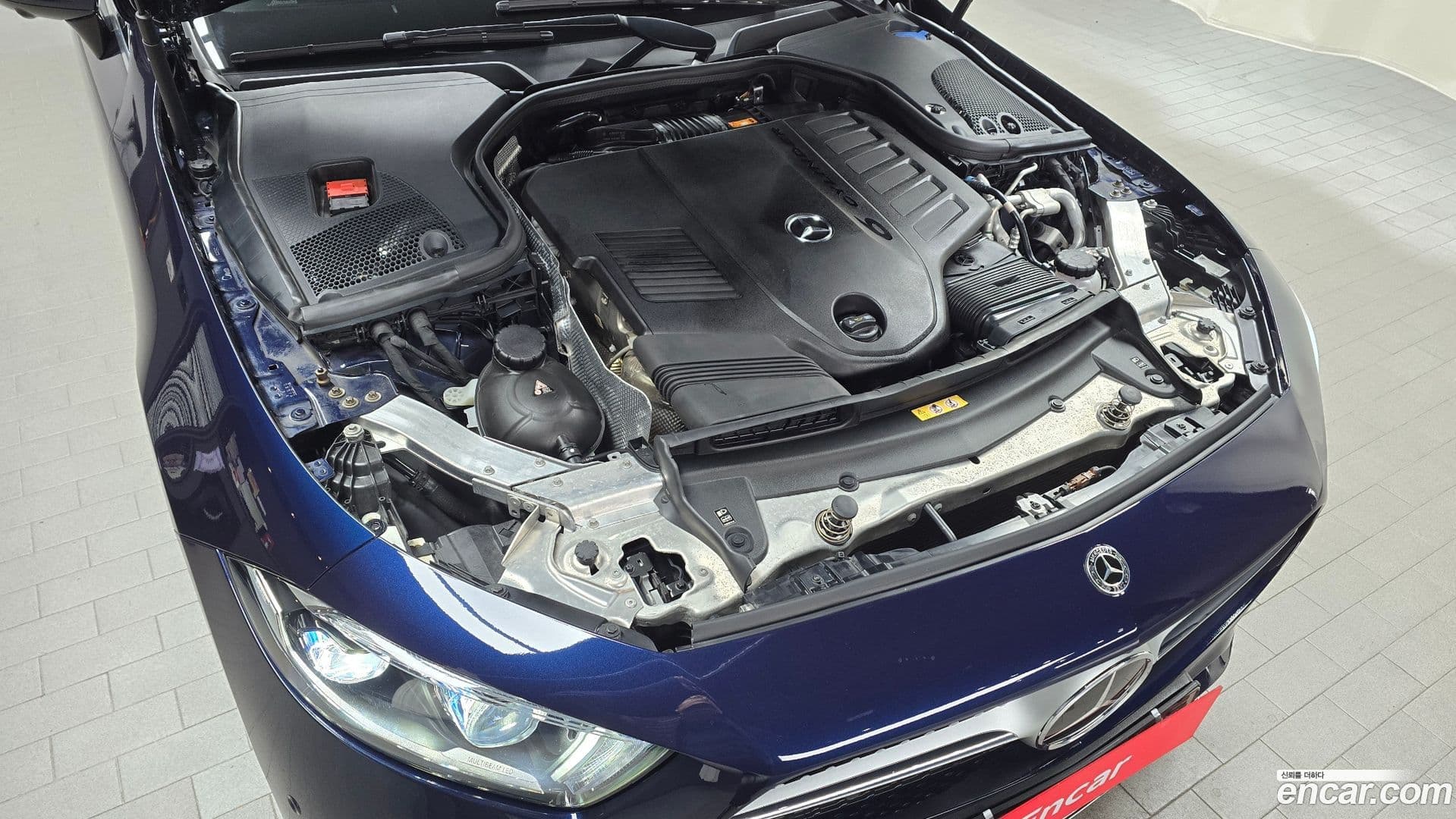 Main__Slider__Photo:CLS-Class Mercedes-Benz 2020.10-5