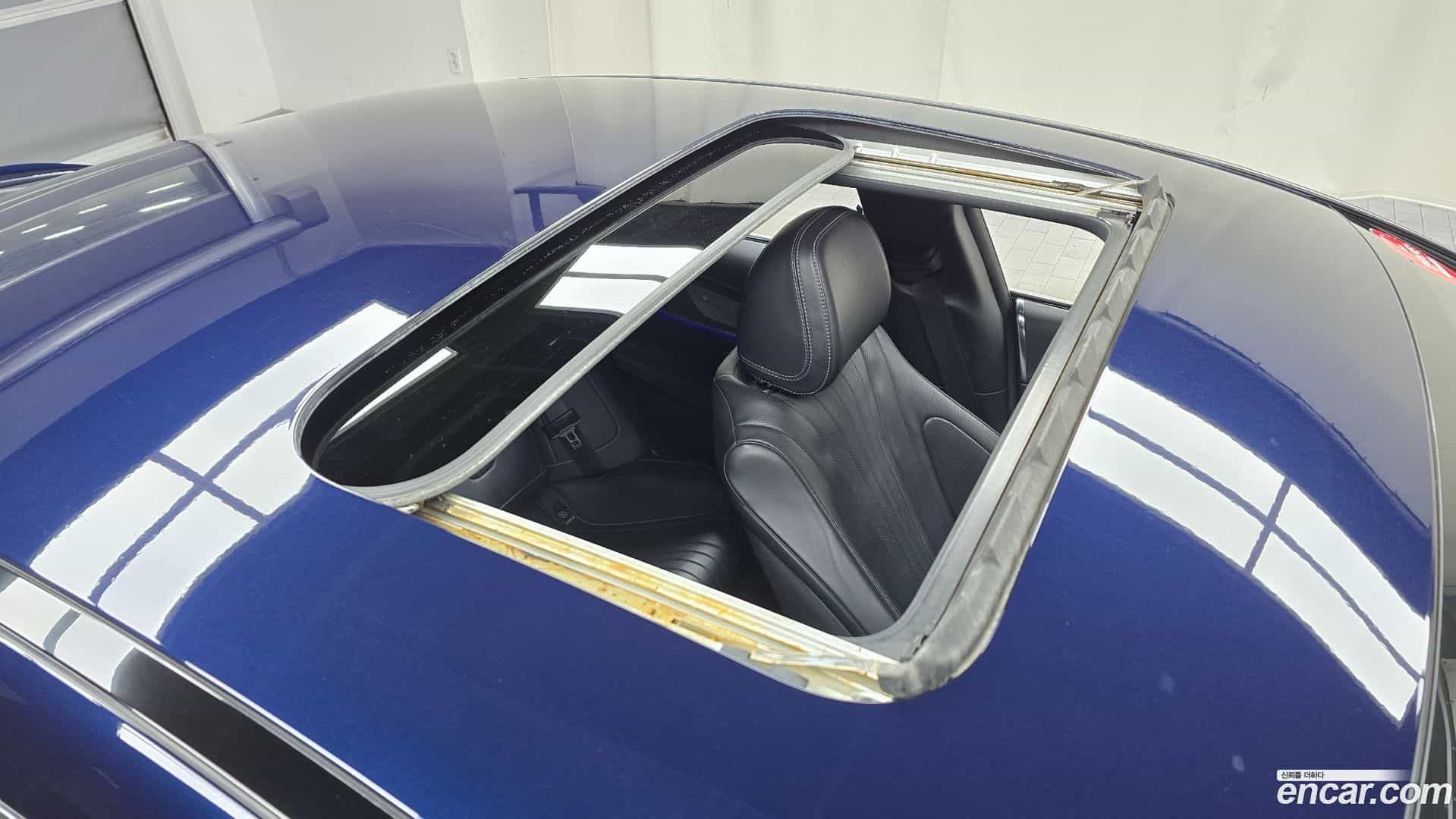 CLS-Class Mercedes-Benz 2020.10-OPTION-023