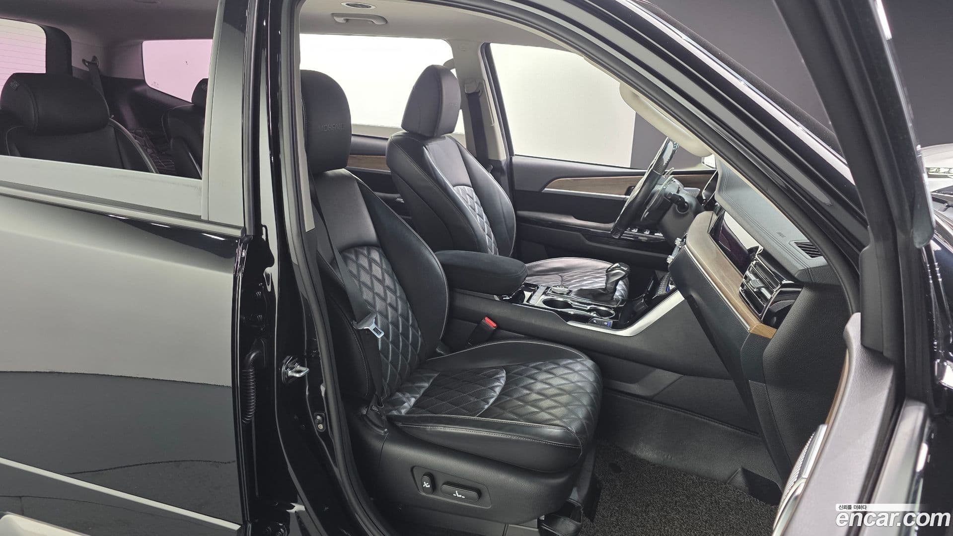 Main__Slider__Photo:Mohave Kia 2020.6-11