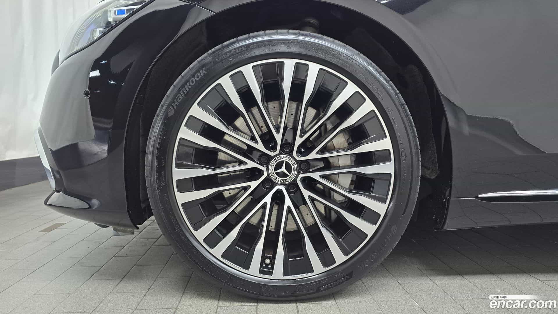 S-Class Mercedes-Benz 2022.9-OUTER-005