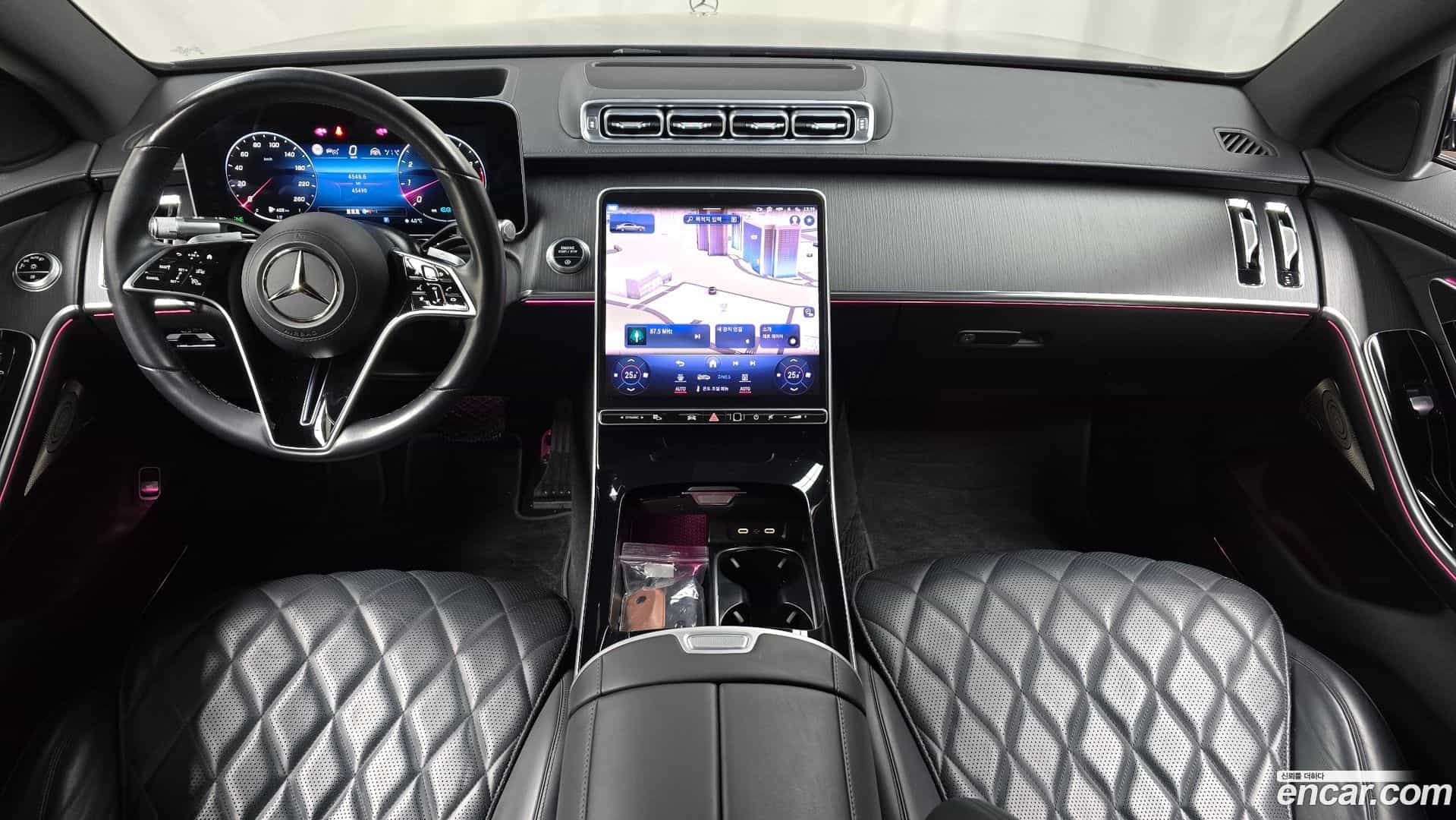 S-Class Mercedes-Benz 2022.9-INNER-007