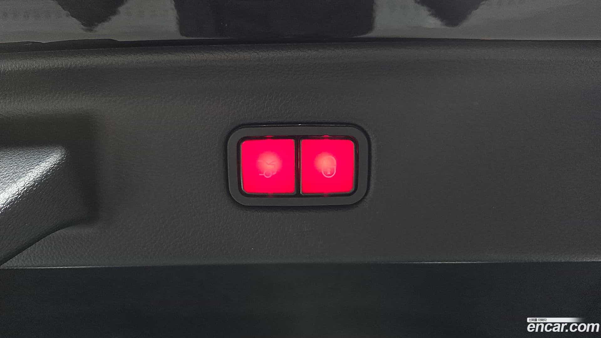 S-Class Mercedes-Benz 2022.9-OPTION-024