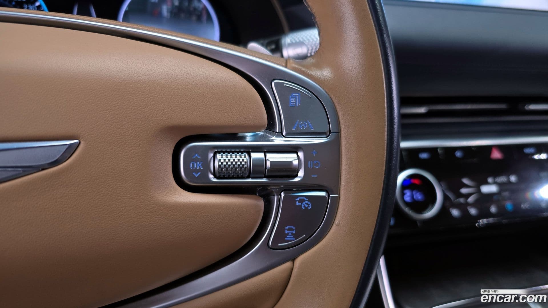 Main__Slider__Photo:GV80 Genesis 2021.10-17