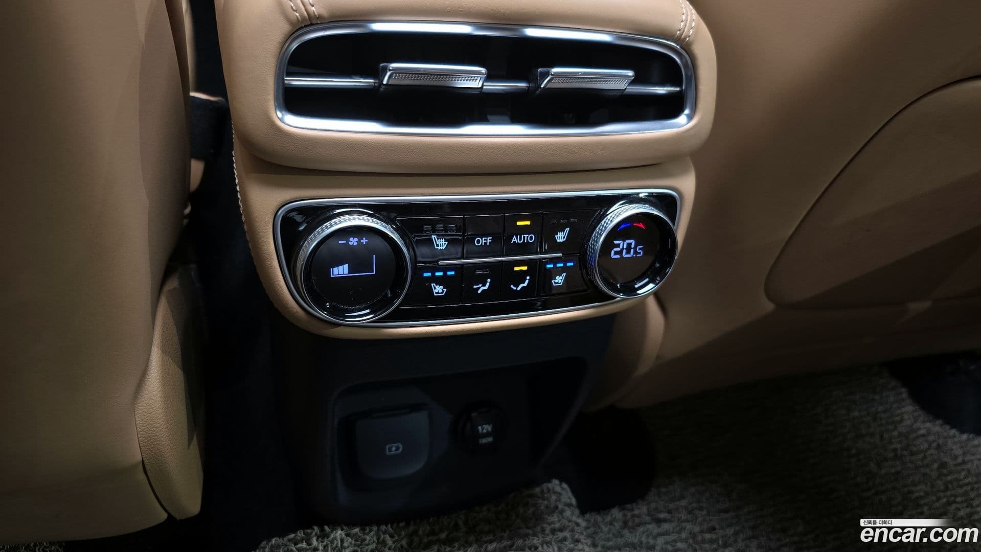 Main__Slider__Photo:GV80 Genesis 2021.10-18