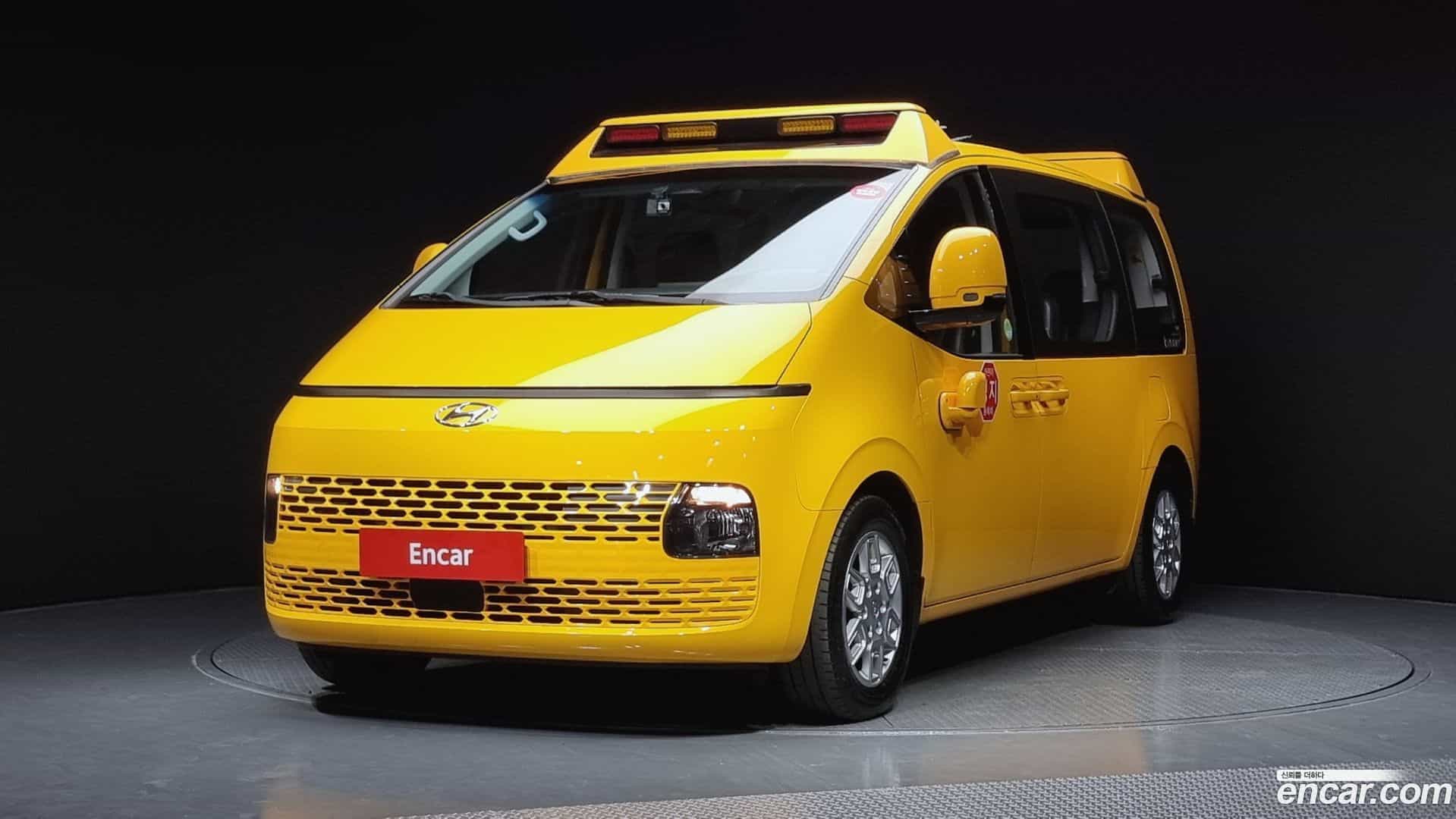 Staria Hyundai 2022.5-OUTER-001