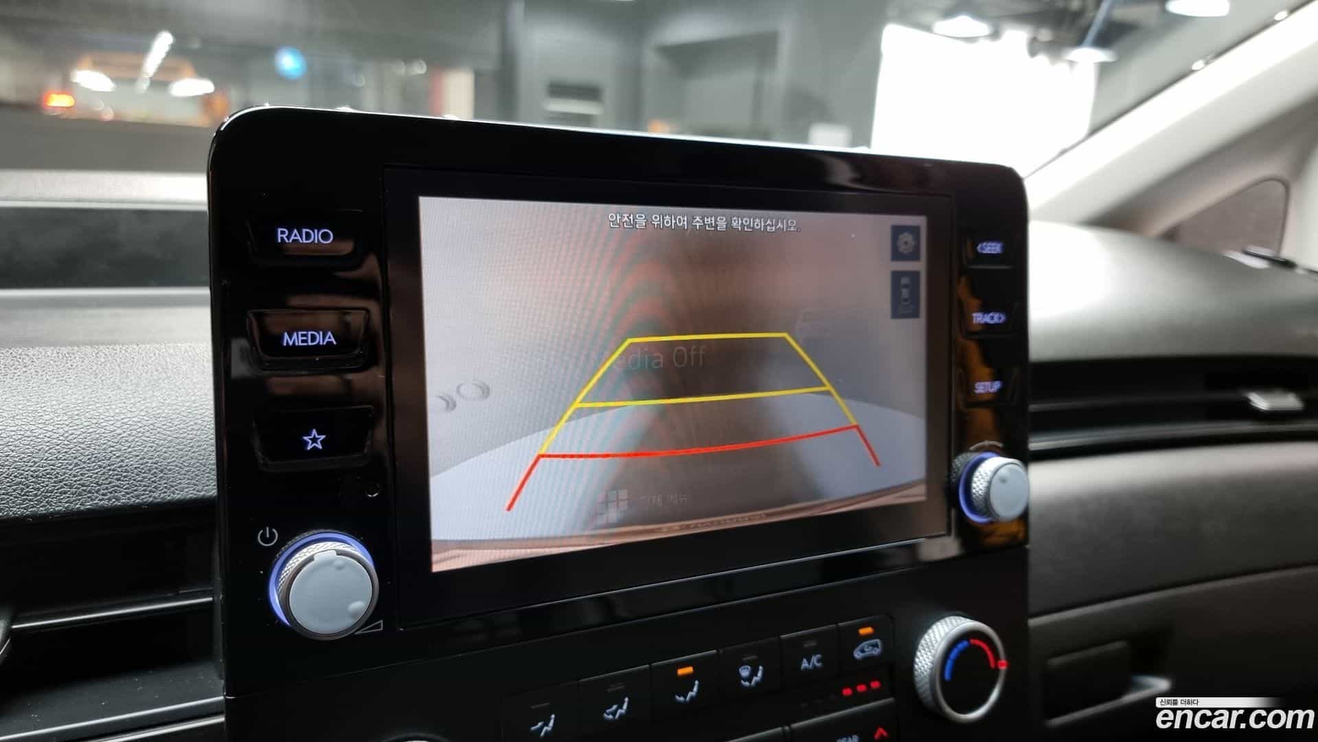 Staria Hyundai 2022.5-OPTION-020