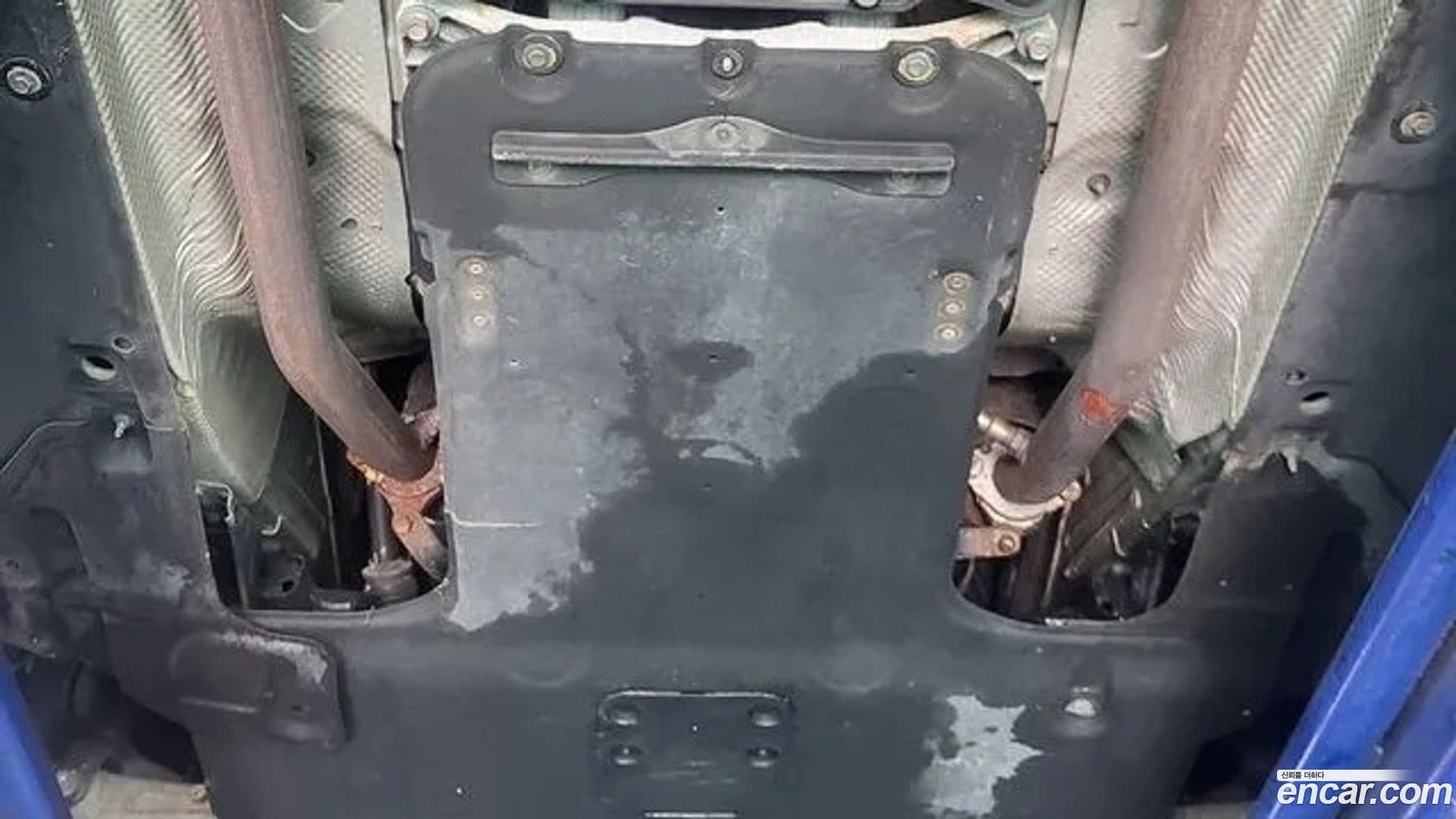 Main__Slider__Photo:G80 Genesis 2016.10-12