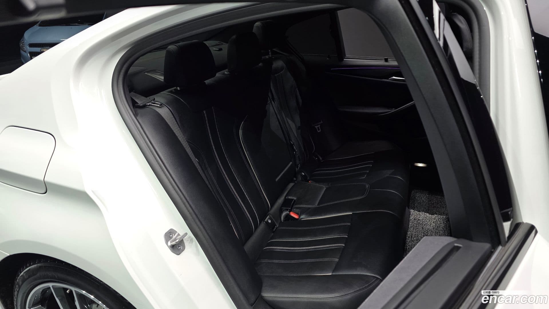 Main__Slider__Photo:5-Series BMW 2022.6-10