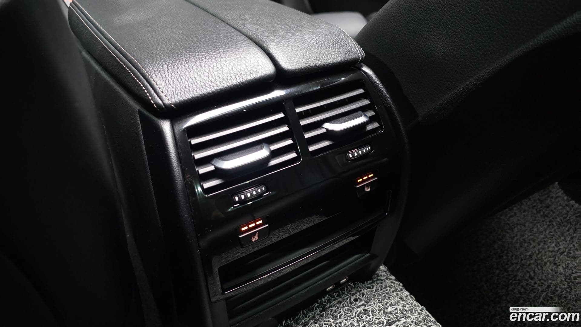 Main__Slider__Photo:5-Series BMW 2022.6-18