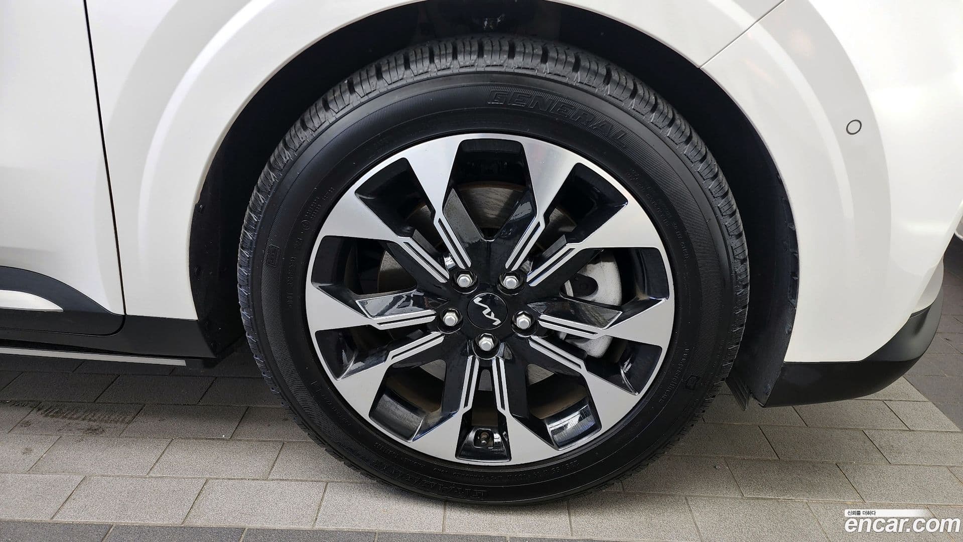 Main__Slider__Photo:Canival Kia 2022.3-4