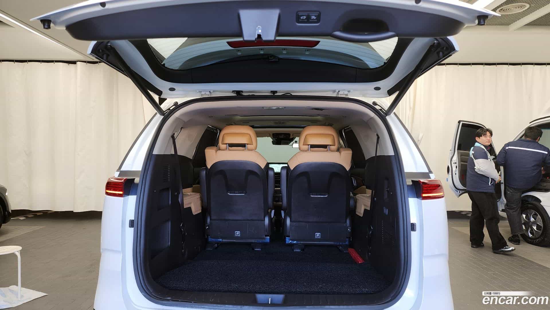 Canival Kia 2022.3-OPTION-024