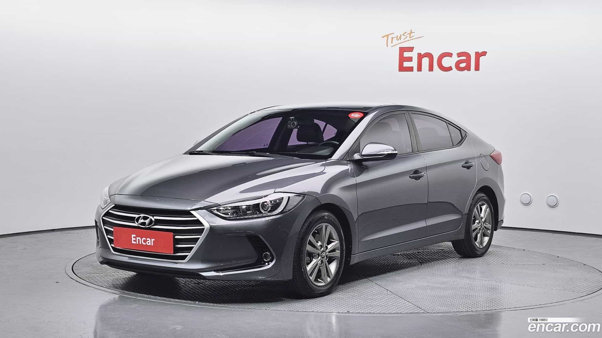 AVANTE Hyundai 2015.9-OUTER-001