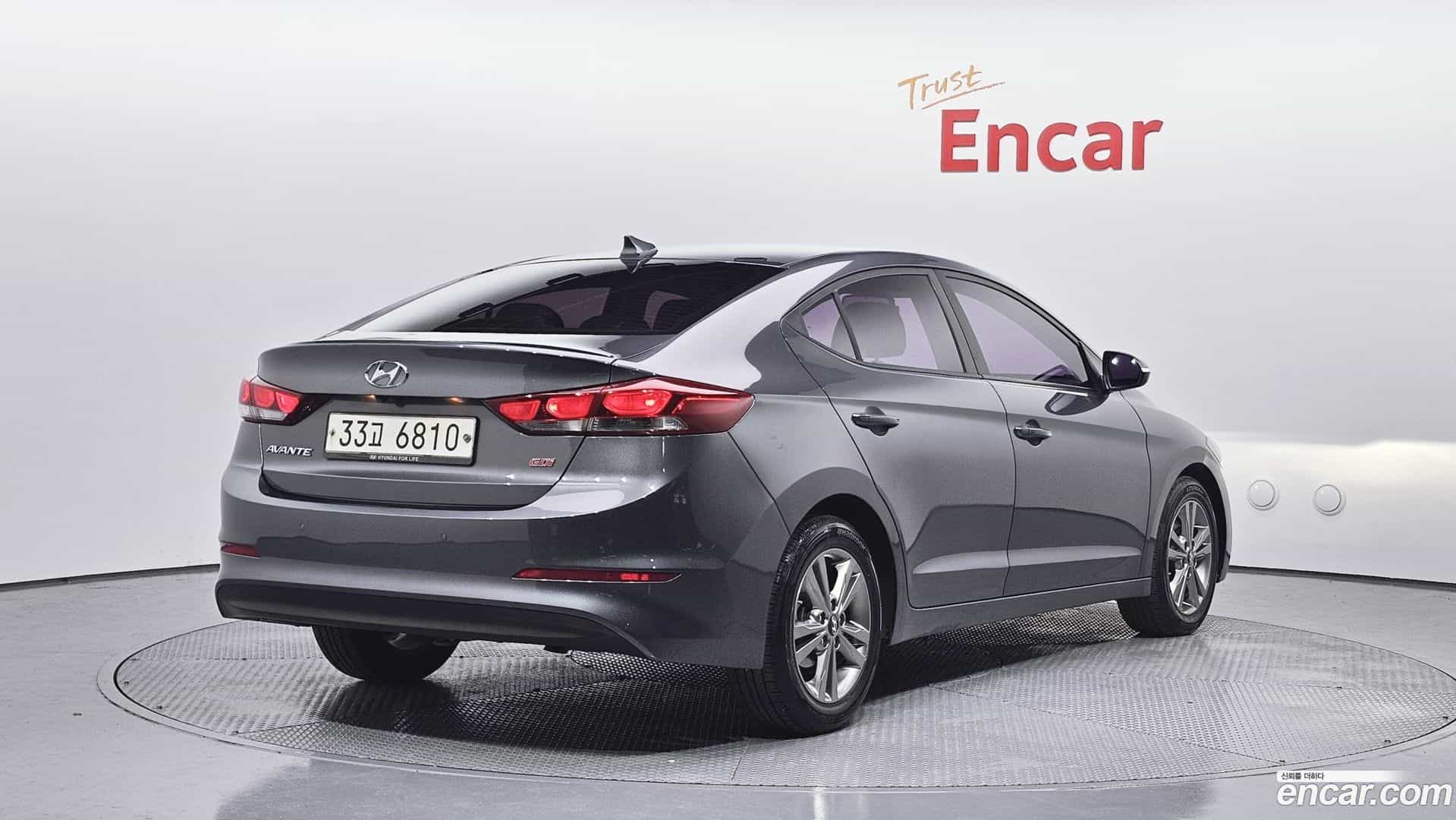 AVANTE Hyundai 2015.9-OUTER-002