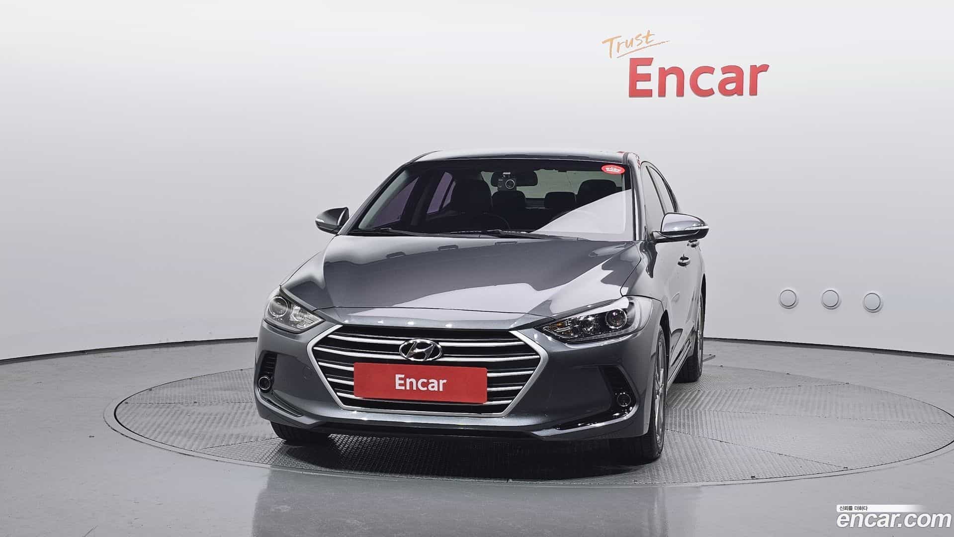 AVANTE Hyundai 2015.9-OUTER-003