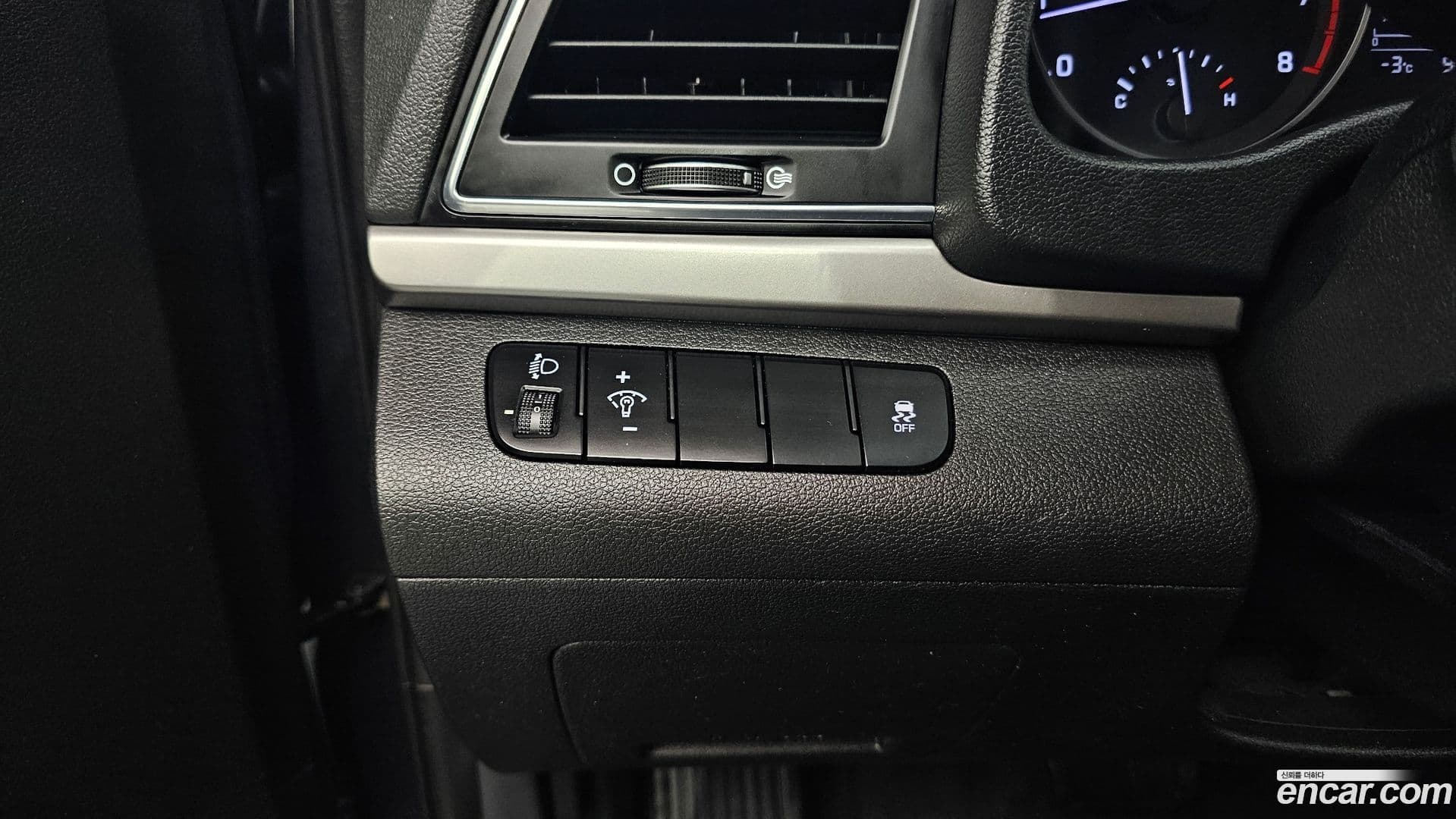 Main__Slider__Photo:AVANTE Hyundai 2015.9-13