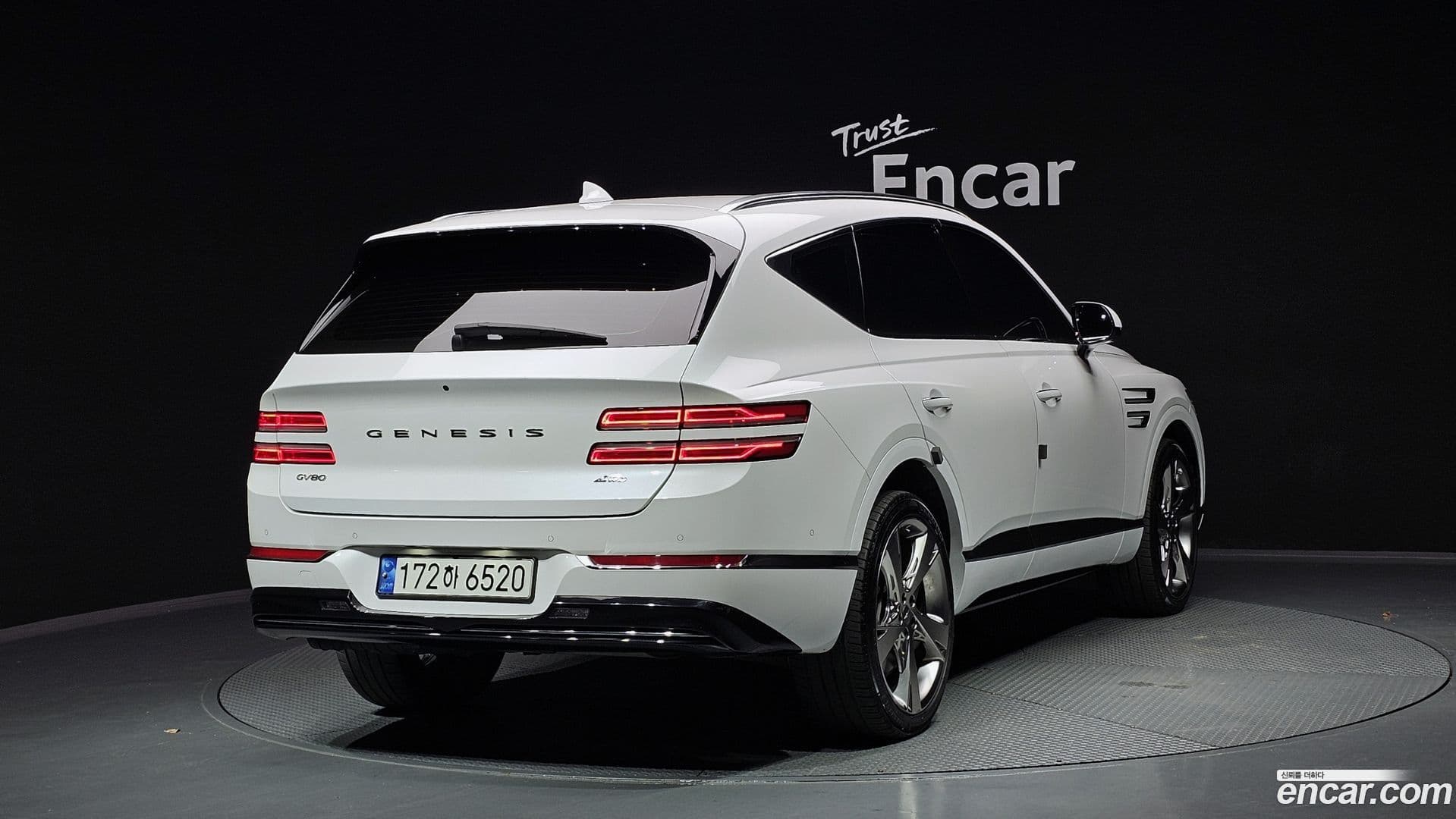 Main__Slider__Photo:GV80 Genesis 2022.10-1