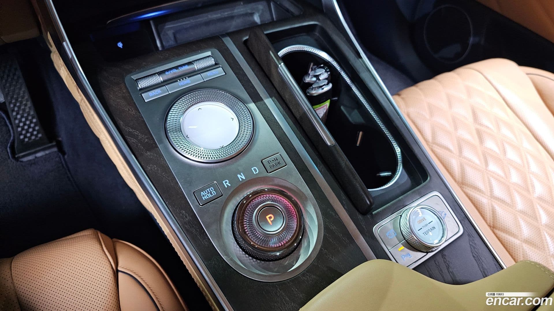 Main__Slider__Photo:GV80 Genesis 2022.10-8