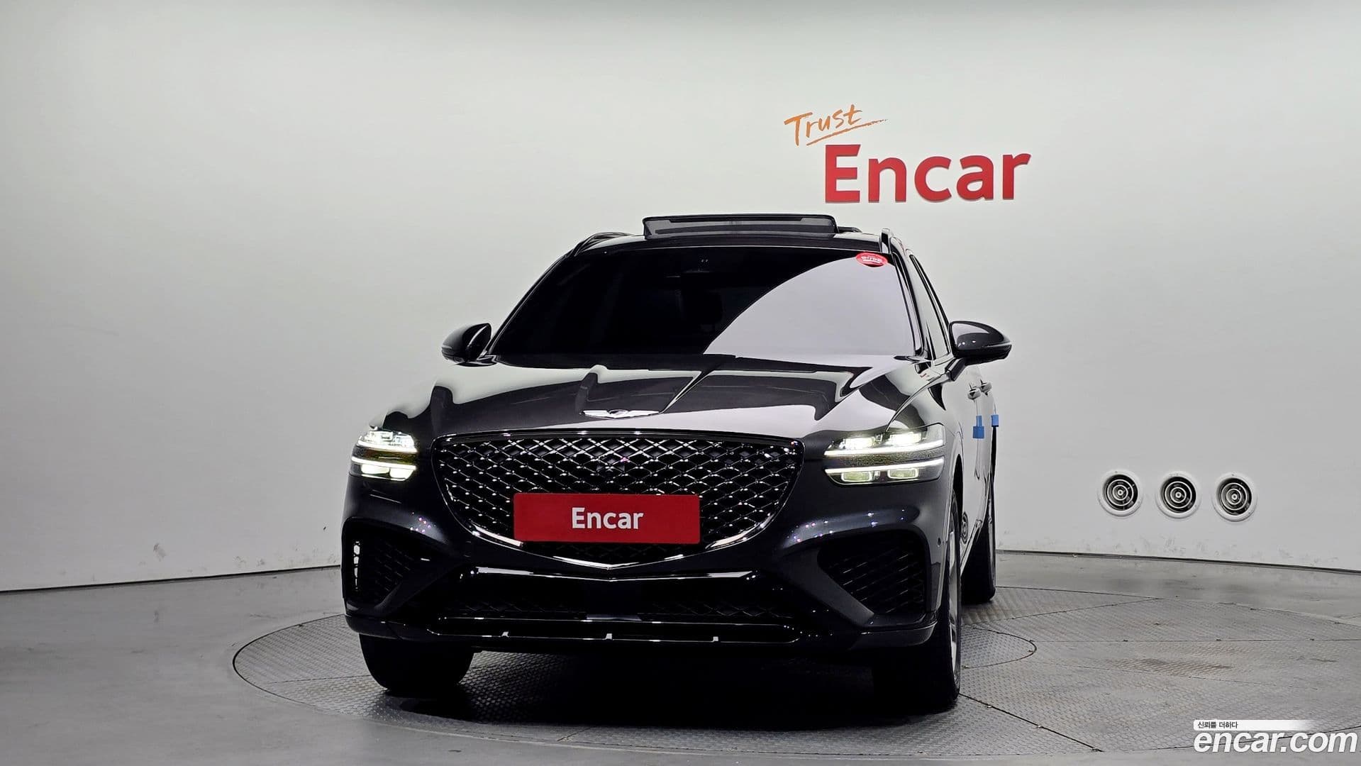 Main__Slider__Photo:GV70 Genesis 2023.9-2