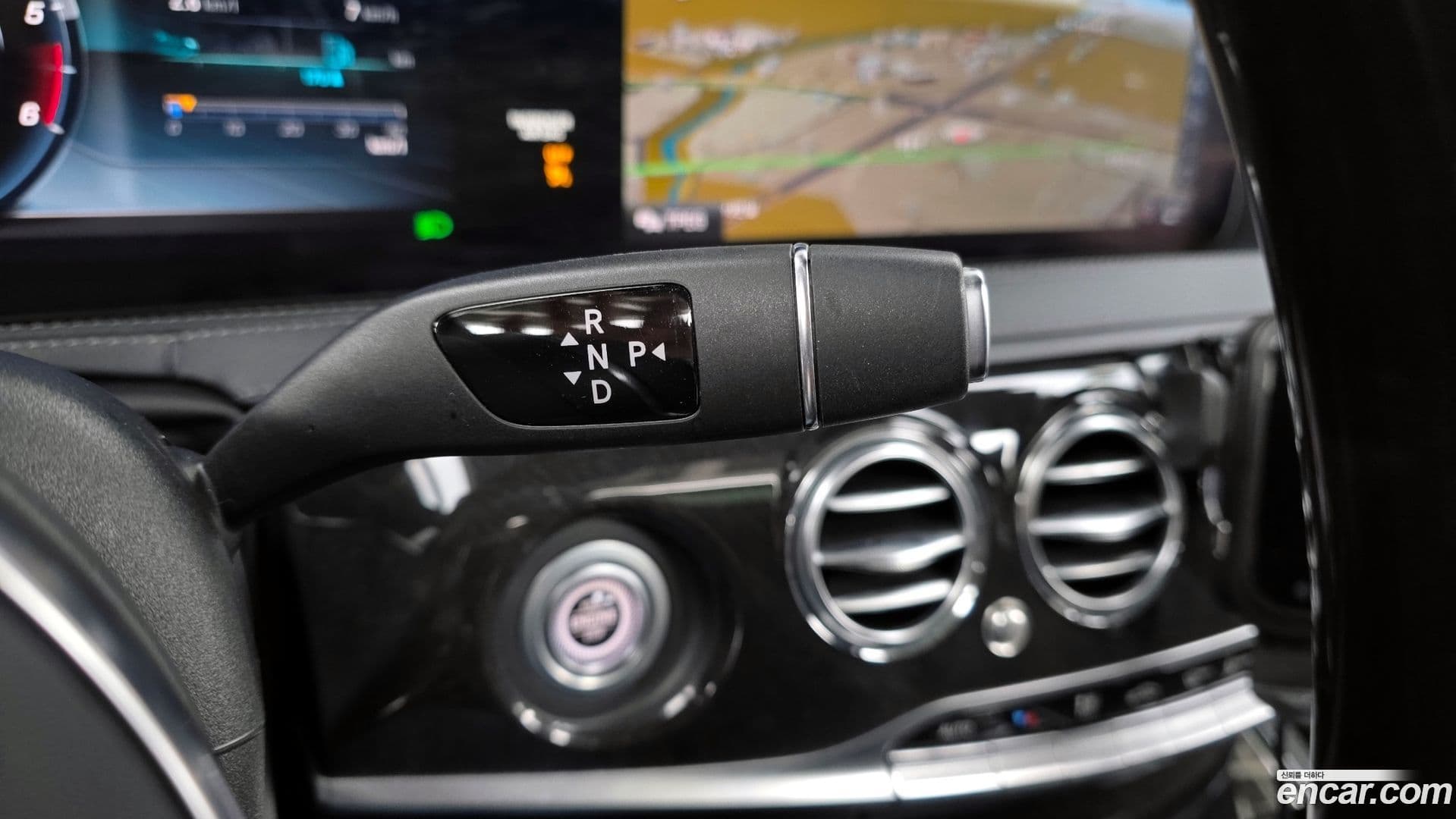 Main__Slider__Photo:S-Class Mercedes-Benz 2019.11-8