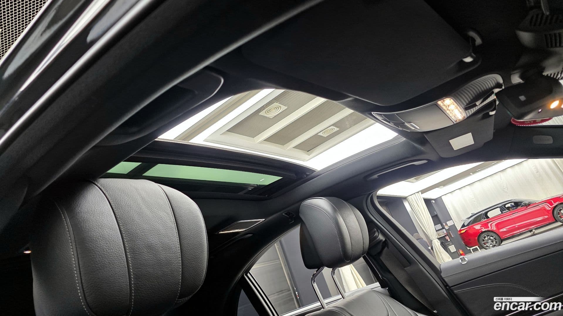 Main__Slider__Photo:S-Class Mercedes-Benz 2019.11-16