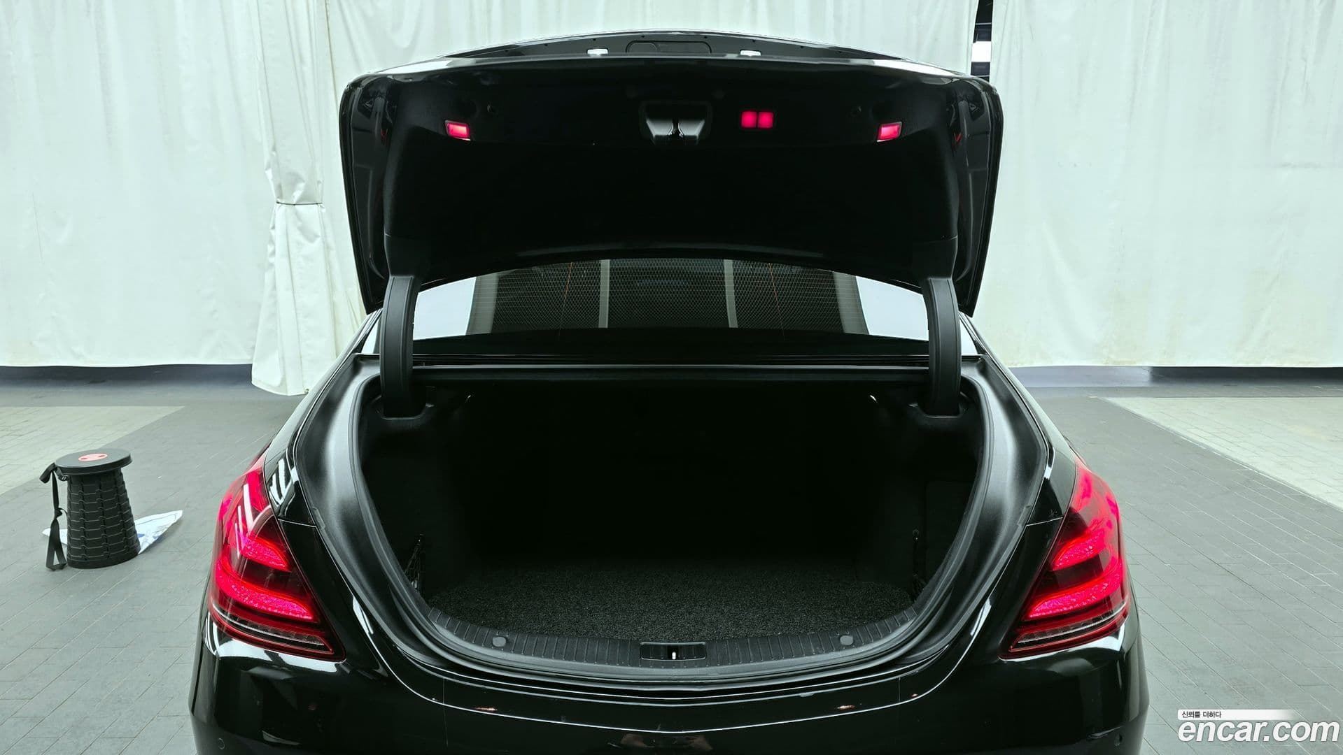 Main__Slider__Photo:S-Class Mercedes-Benz 2019.11-19