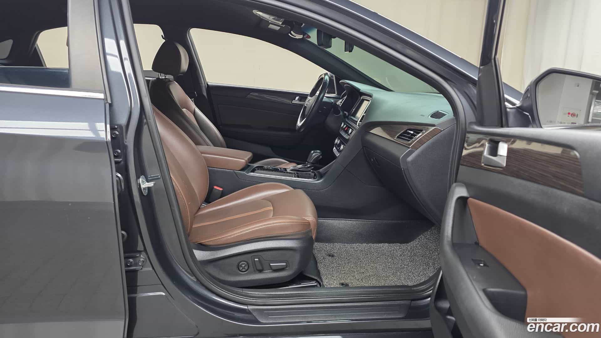 Sonata Hyundai 2017.6-OPTION-015