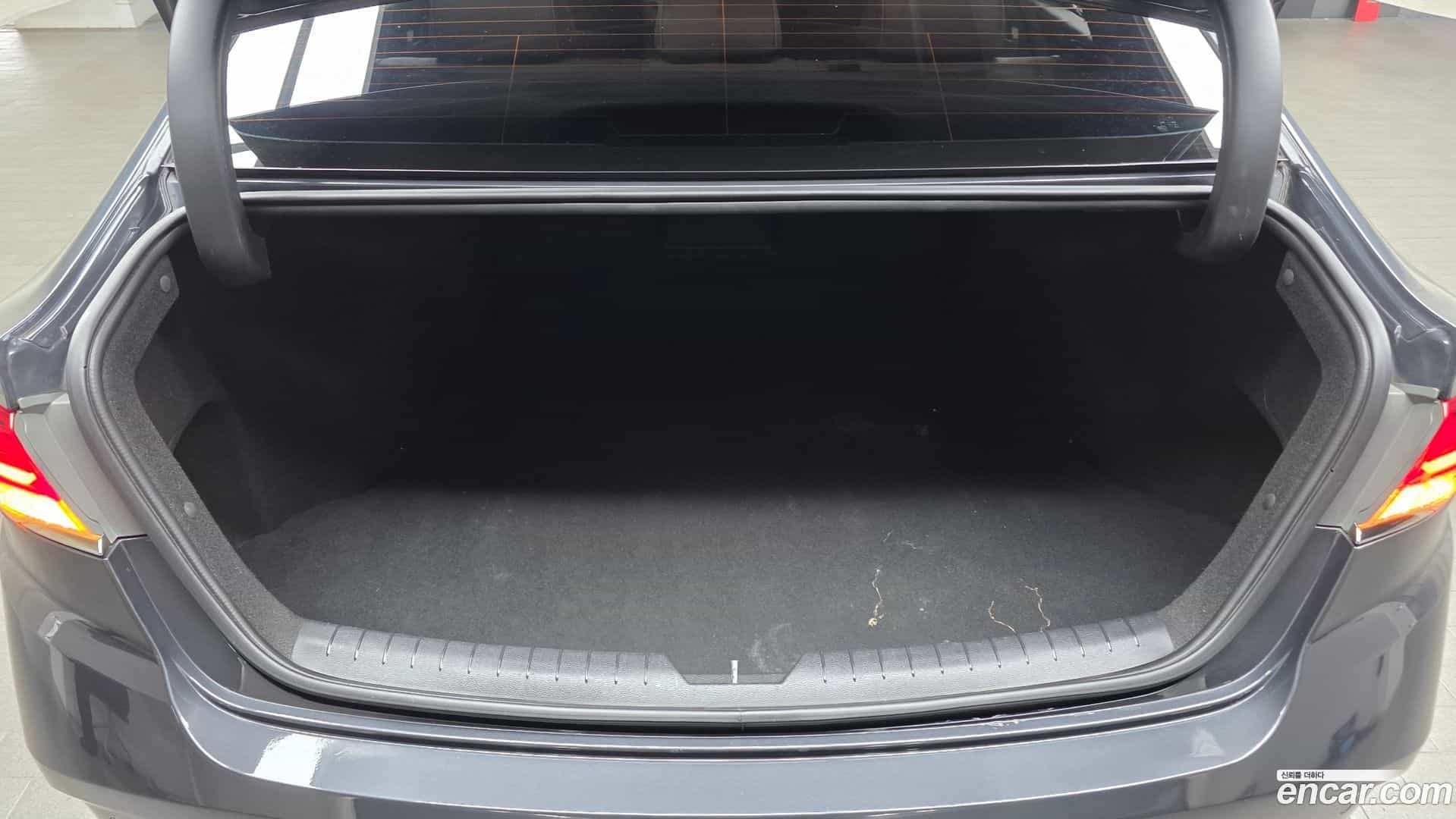 Sonata Hyundai 2017.6-OPTION-024