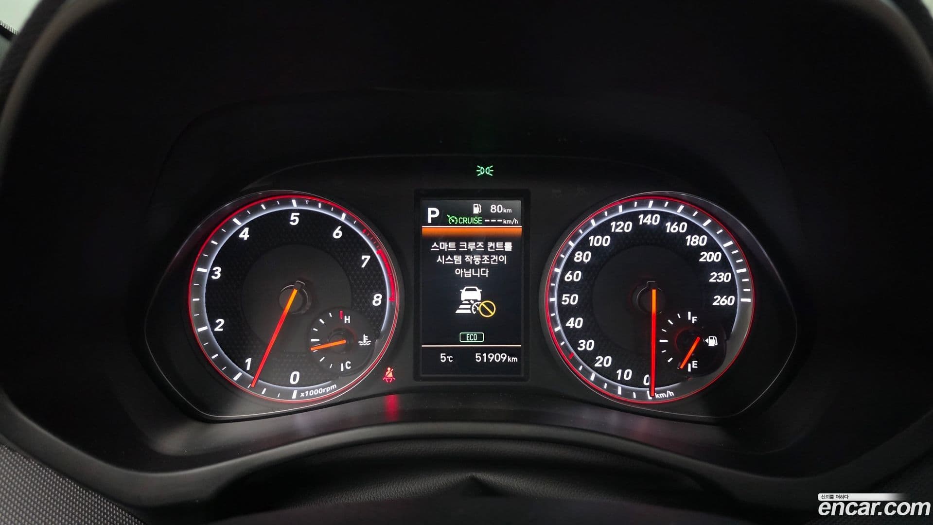 Main__Slider__Photo:Veloster Hyundai 2019.5-7