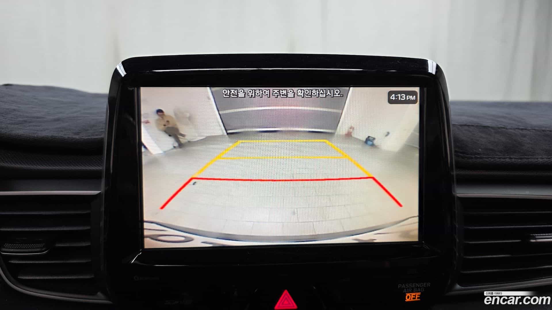 Veloster Hyundai 2019.5-OPTION-019