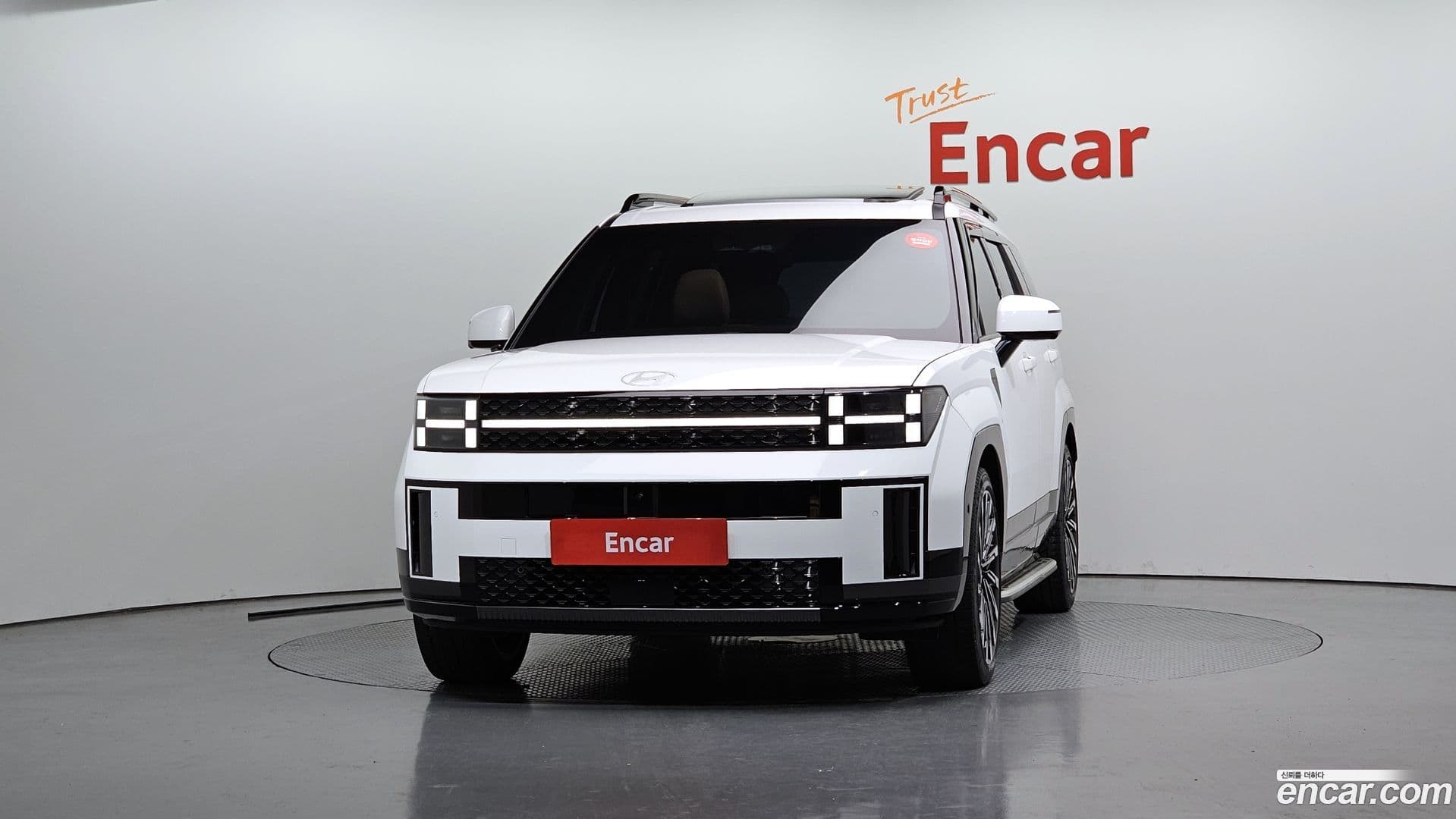 Main__Slider__Photo:Santafe Hyundai 2023.8-2