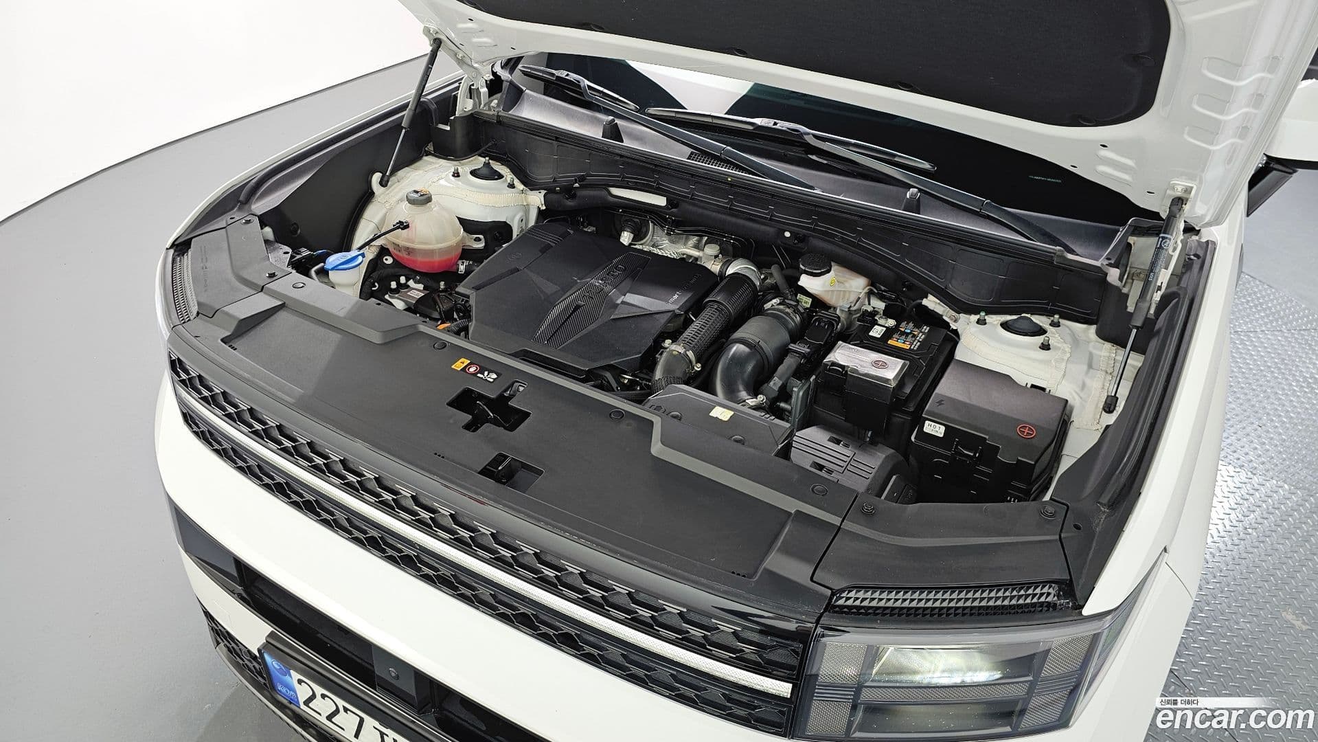 Main__Slider__Photo:Santafe Hyundai 2023.8-5