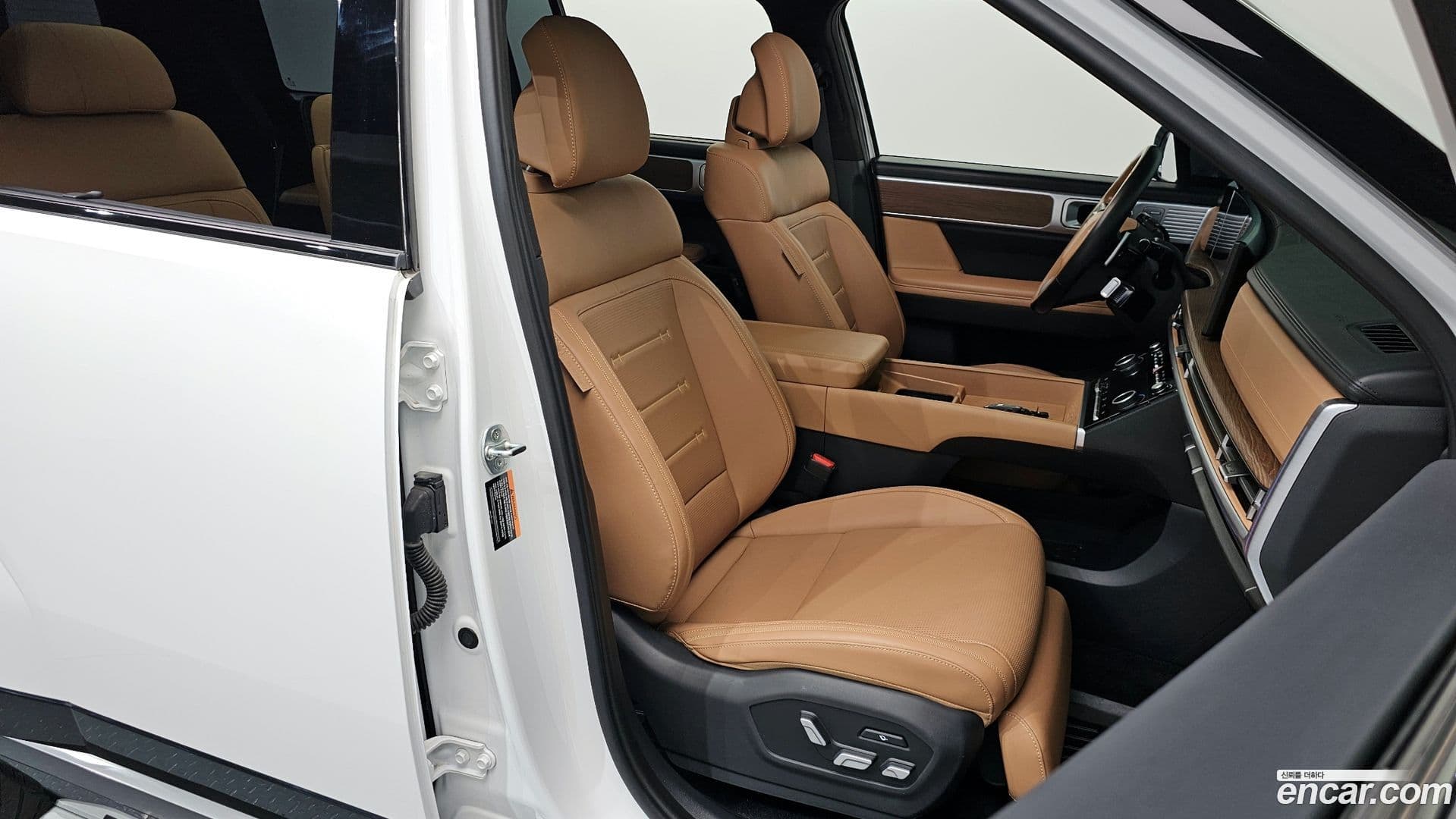 Main__Slider__Photo:Santafe Hyundai 2023.8-9