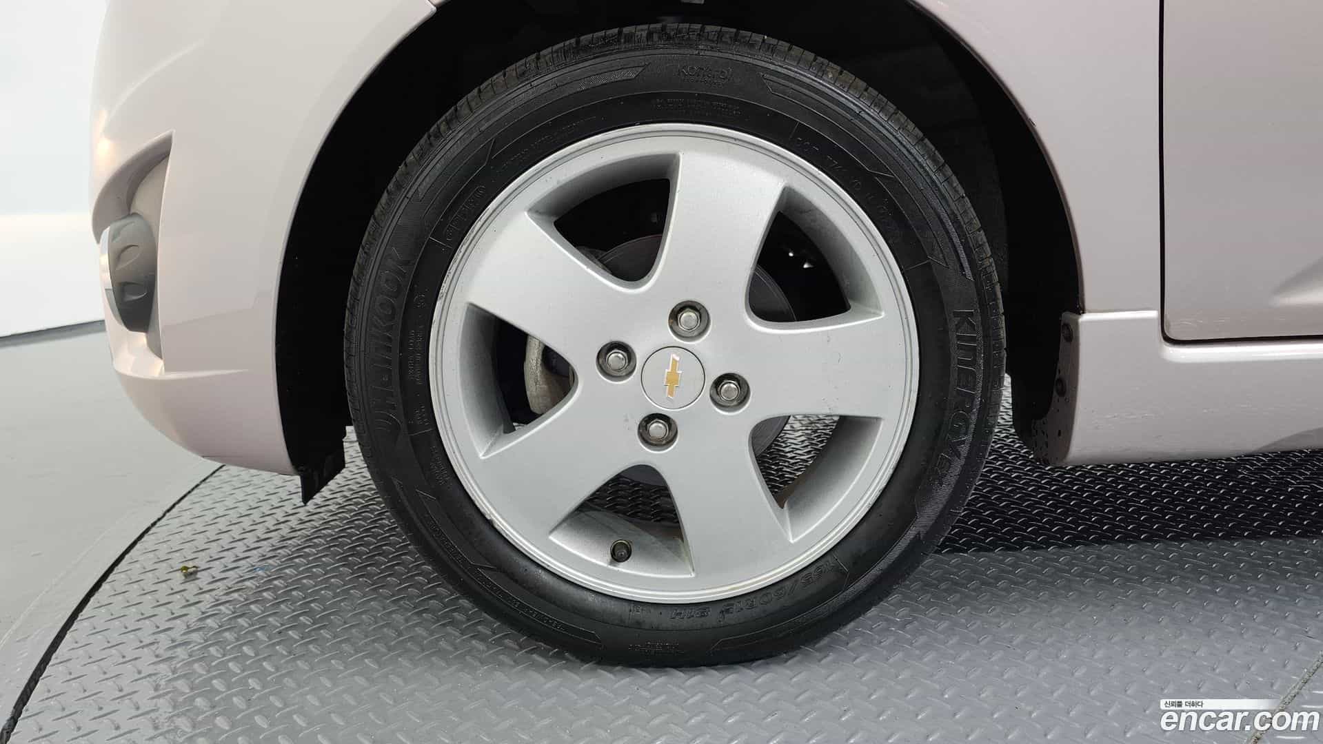 Spark Chevrolet 2012.1-OUTER-005