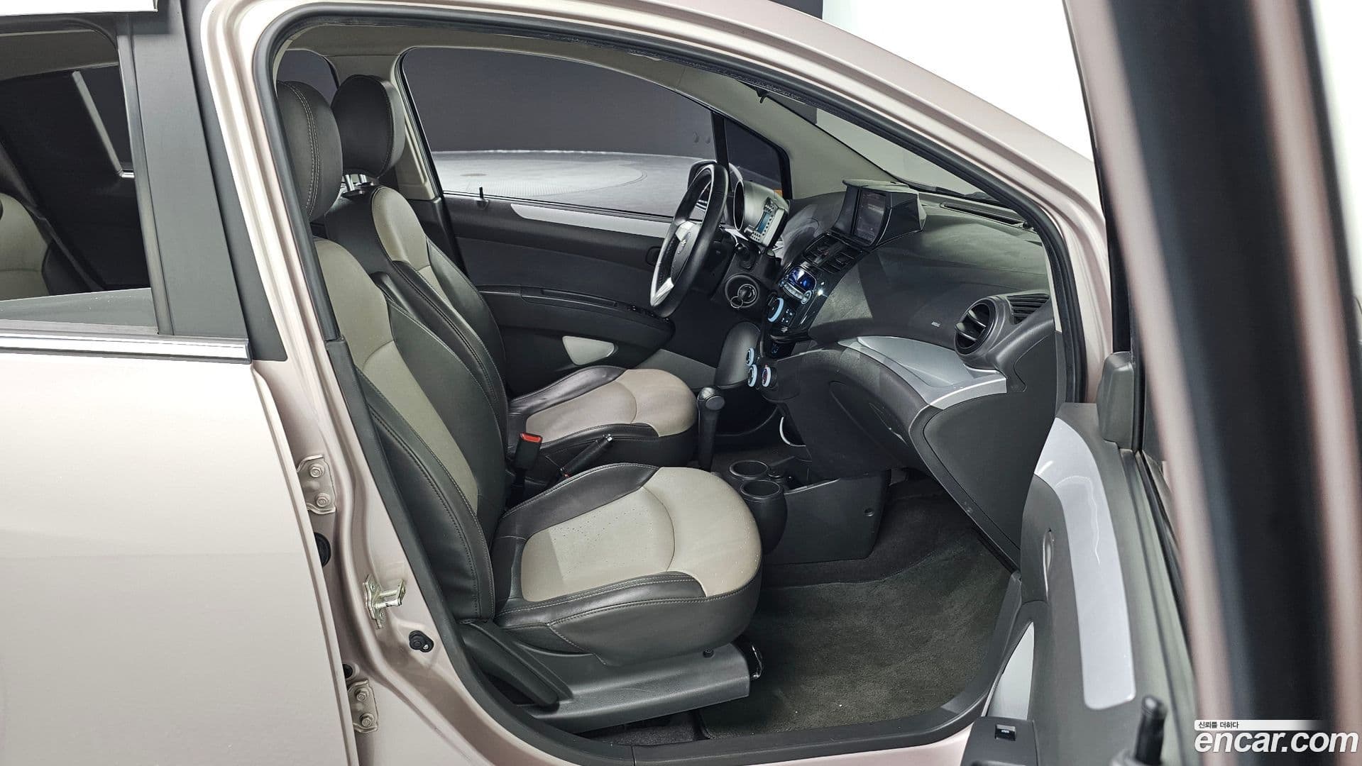 Main__Slider__Photo:Spark Chevrolet 2012.1-11