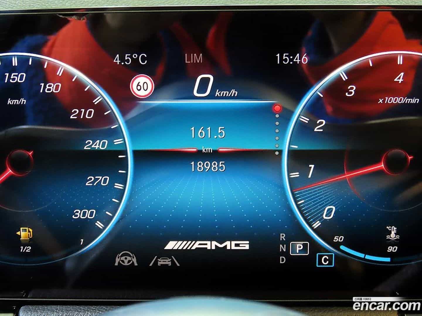 GLA-Class Mercedes-Benz 2022.5-INNER-008