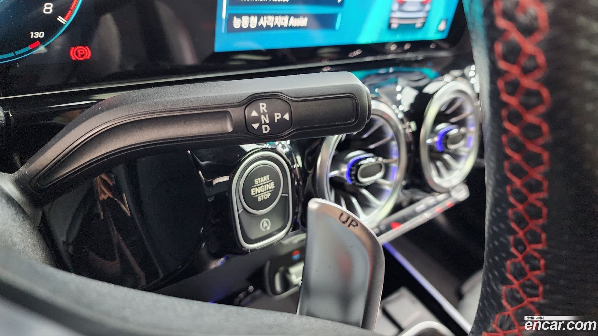 Main__Slider__Photo:GLA-Class Mercedes-Benz 2022.5-8