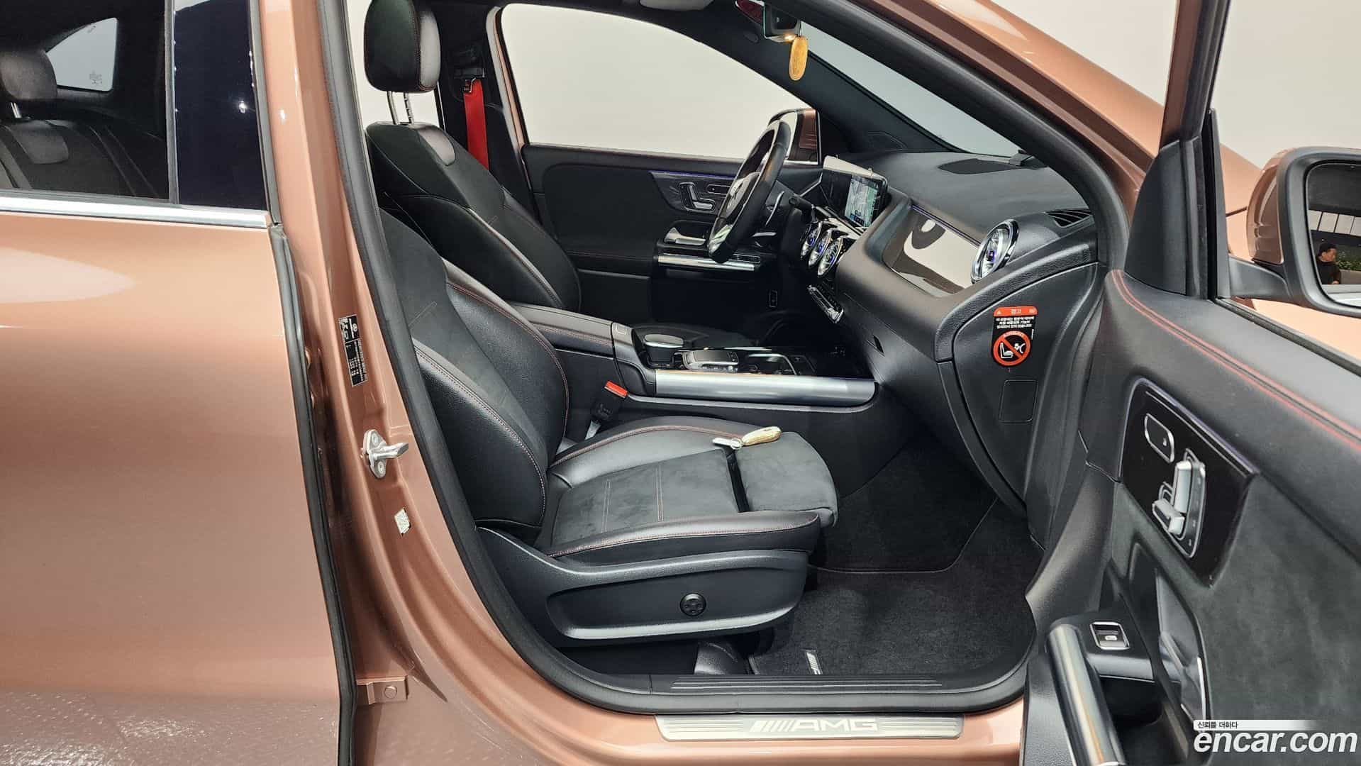 GLA-Class Mercedes-Benz 2022.5-OPTION-015