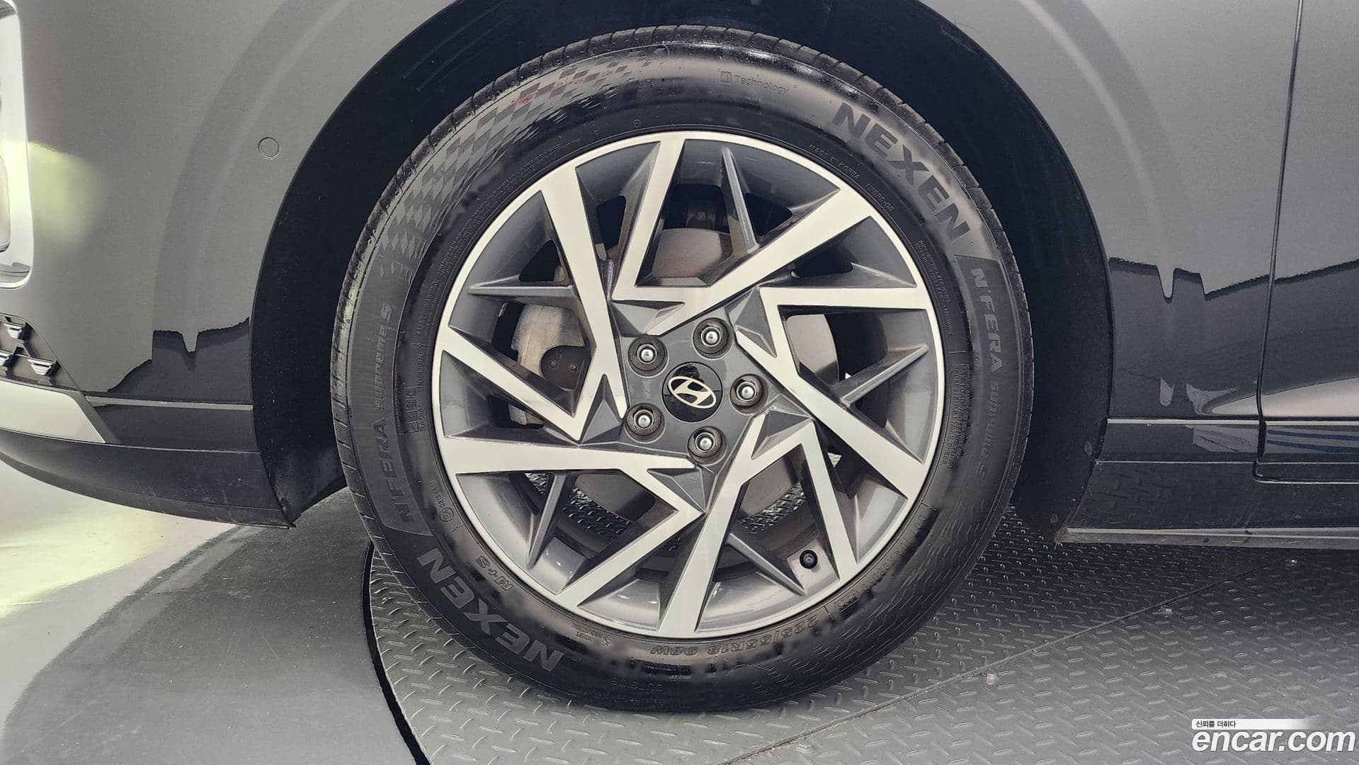 Main__Slider__Photo:Grandeur Hyundai 2023.10-4